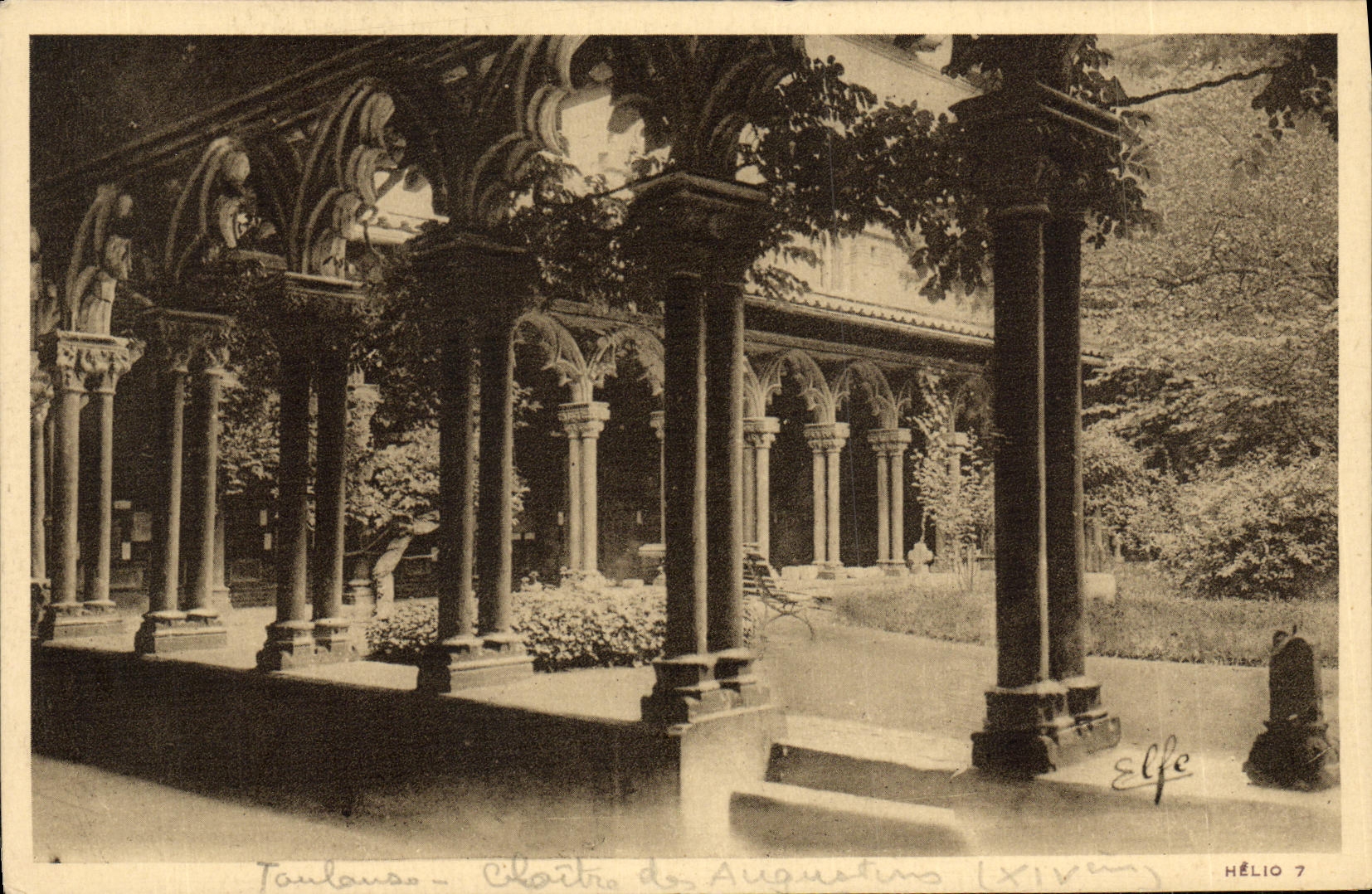 Claustro de Toulouse de la POSTAL de la VENDIMIA de Augustins
