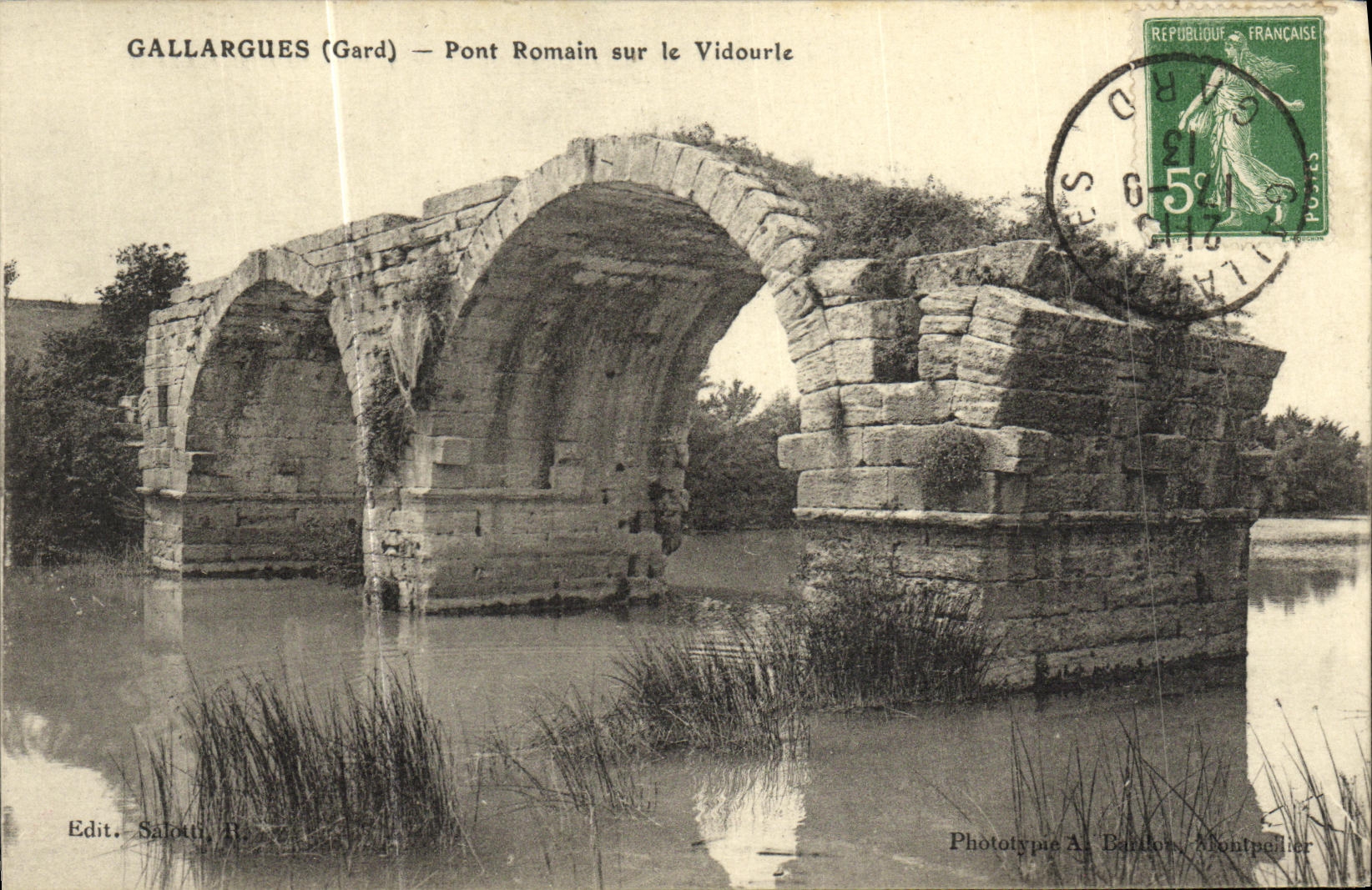 VINTAGE POSTCARD Gallargues Romain Bridge On Vidourle