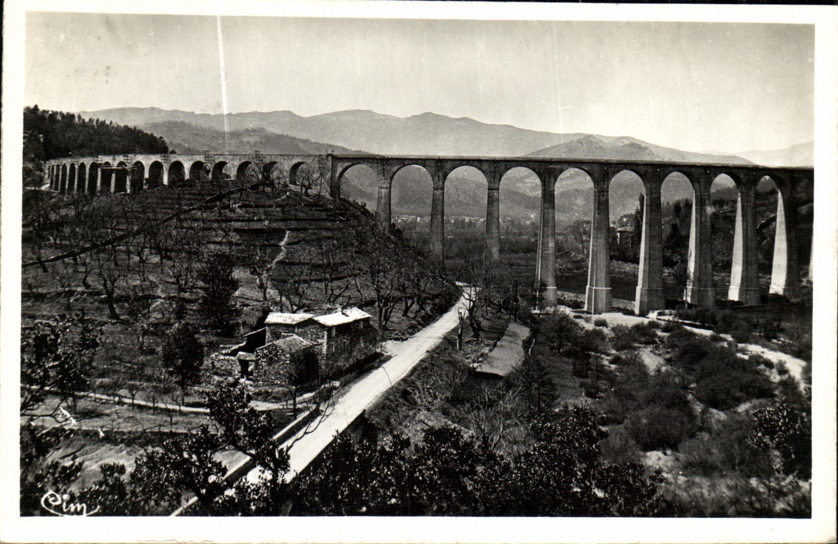 VINTAGE POSTCARD Viaduct of Chamborigaud