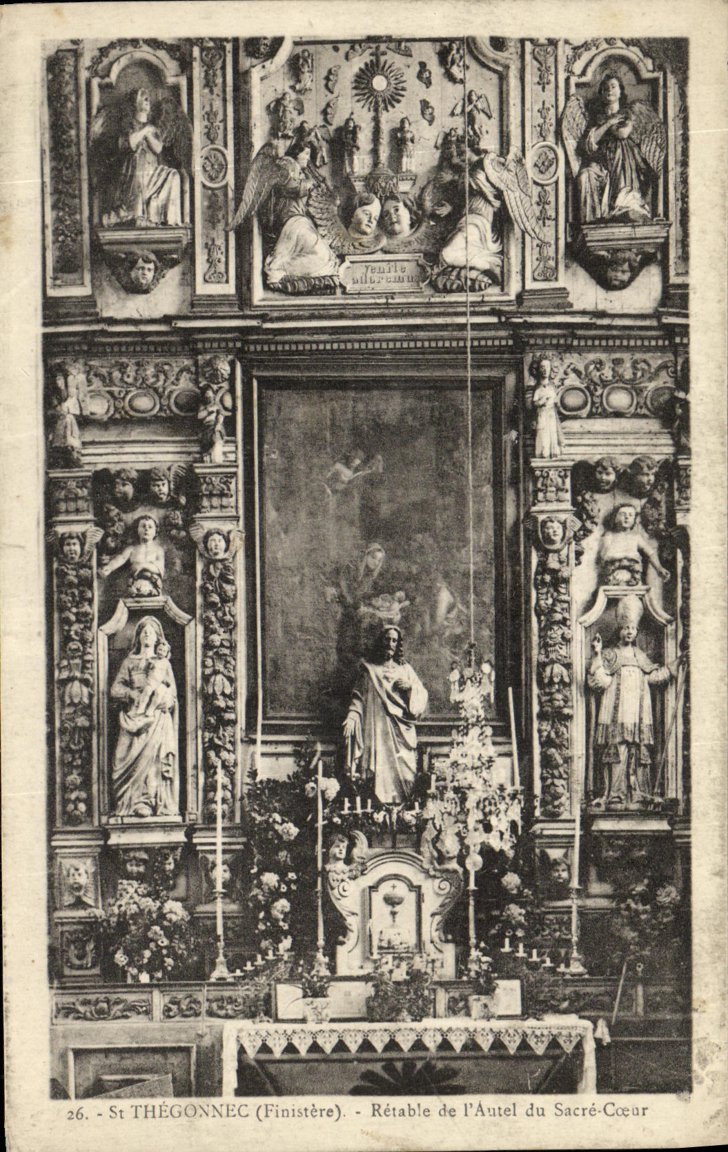 VINTAGE POSTCARD Holy Thegonnec Retable of L Furnace bridge of the Sacring Heart