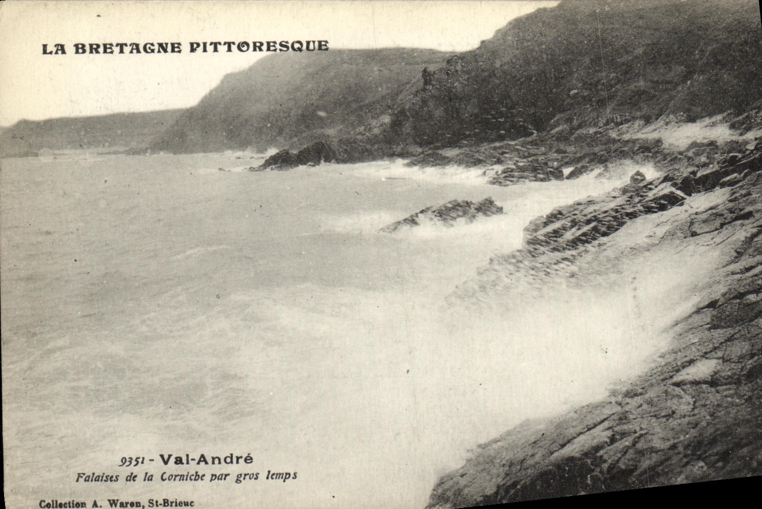 CPA Val Andre Falaises de la corniche par gros temps
