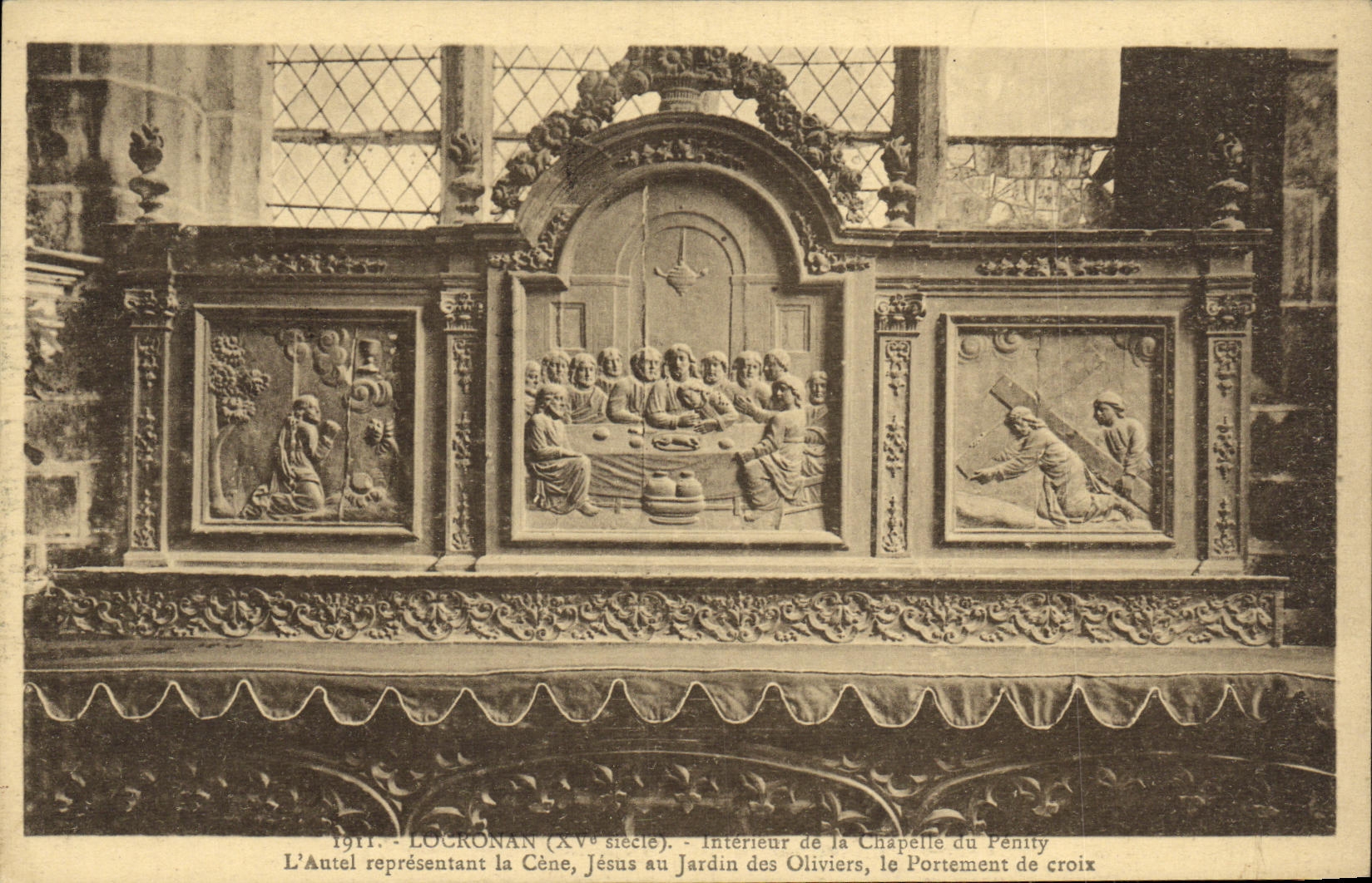 VINTAGE POSTCARD Interior Locronan of the vault of Penity