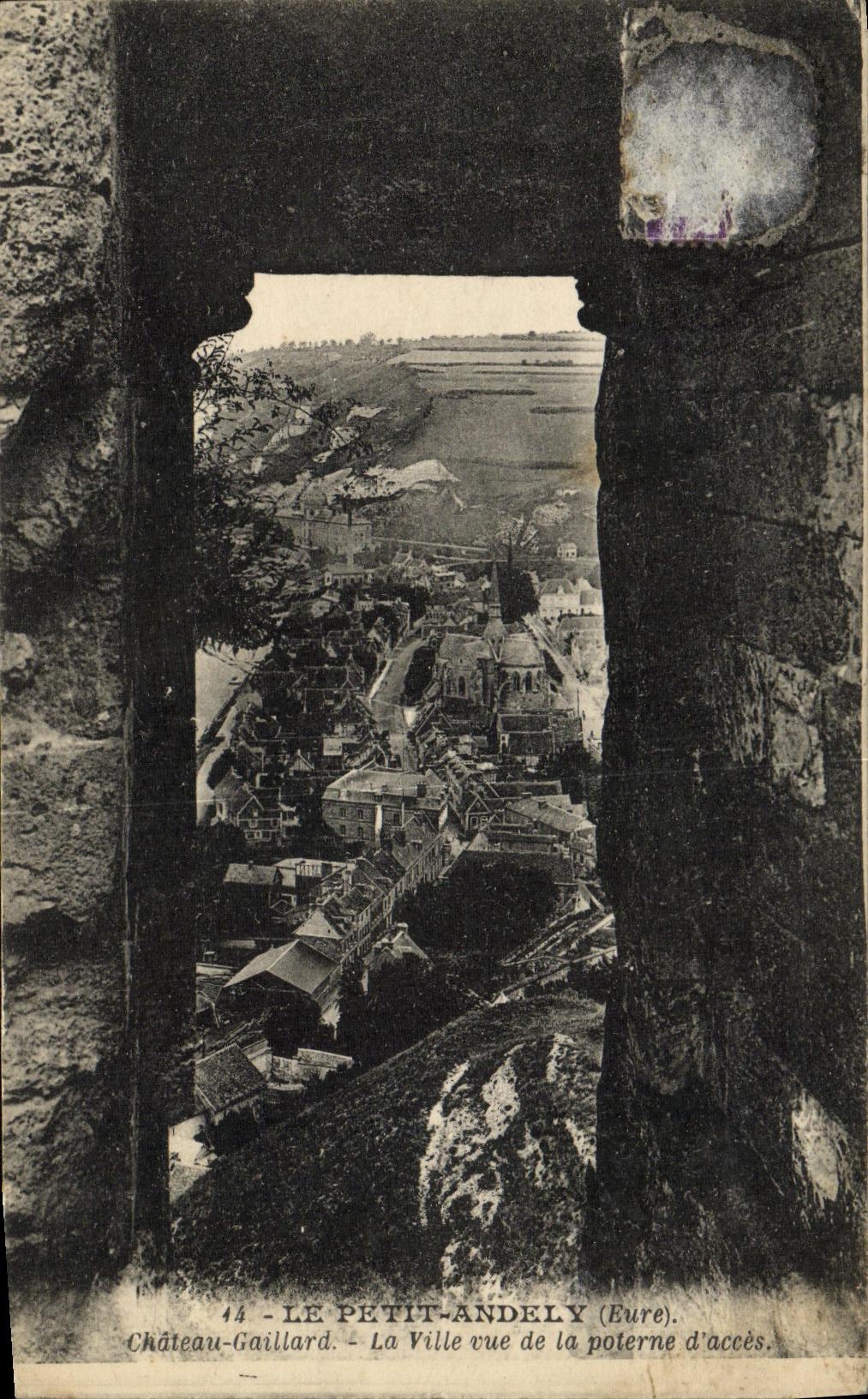 VINTAGE POSTCARD Small Andely Strong Castle the City seen of the postern D access