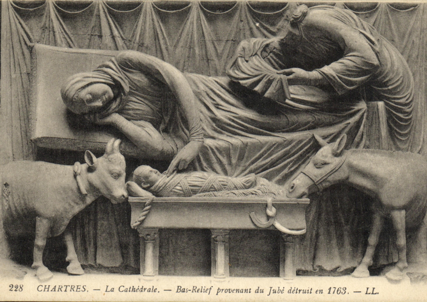 CPA Chartres La Cathedrale Bas Relief provenant du Jube detruit en 1763