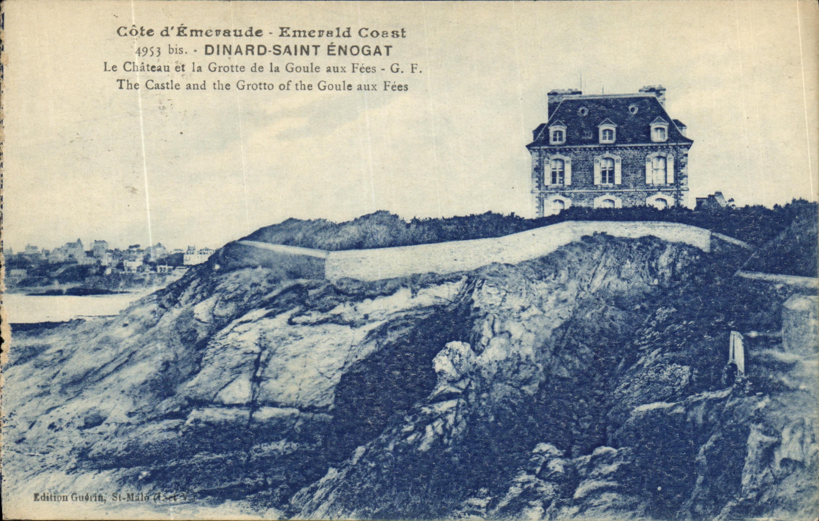 CPA Dinard Saint Enogat Le Chateau et la Grotte de la Goule aux Fees