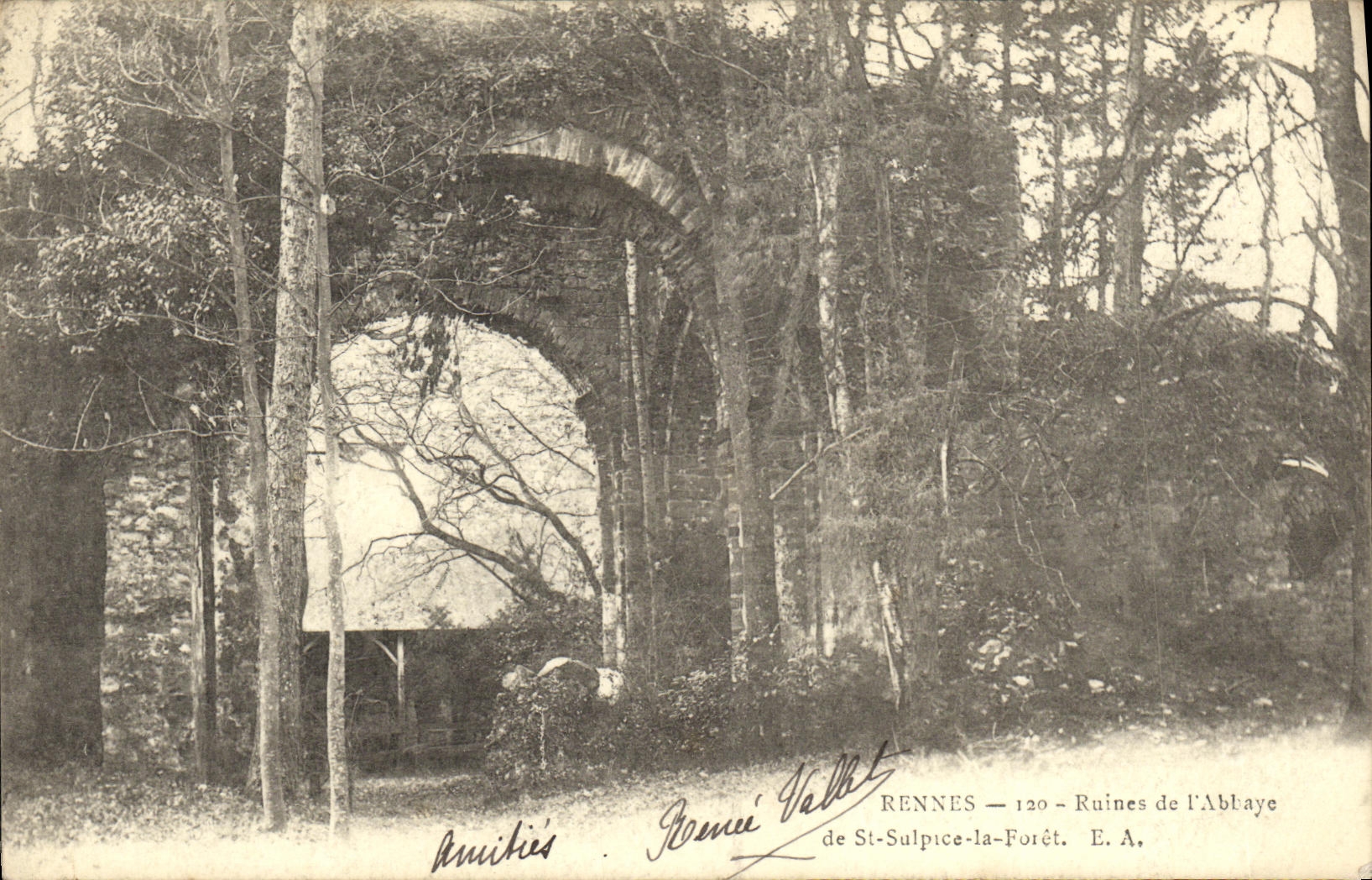 CPA Rennes Ruines de L Abbaye de St Sulpice la foret