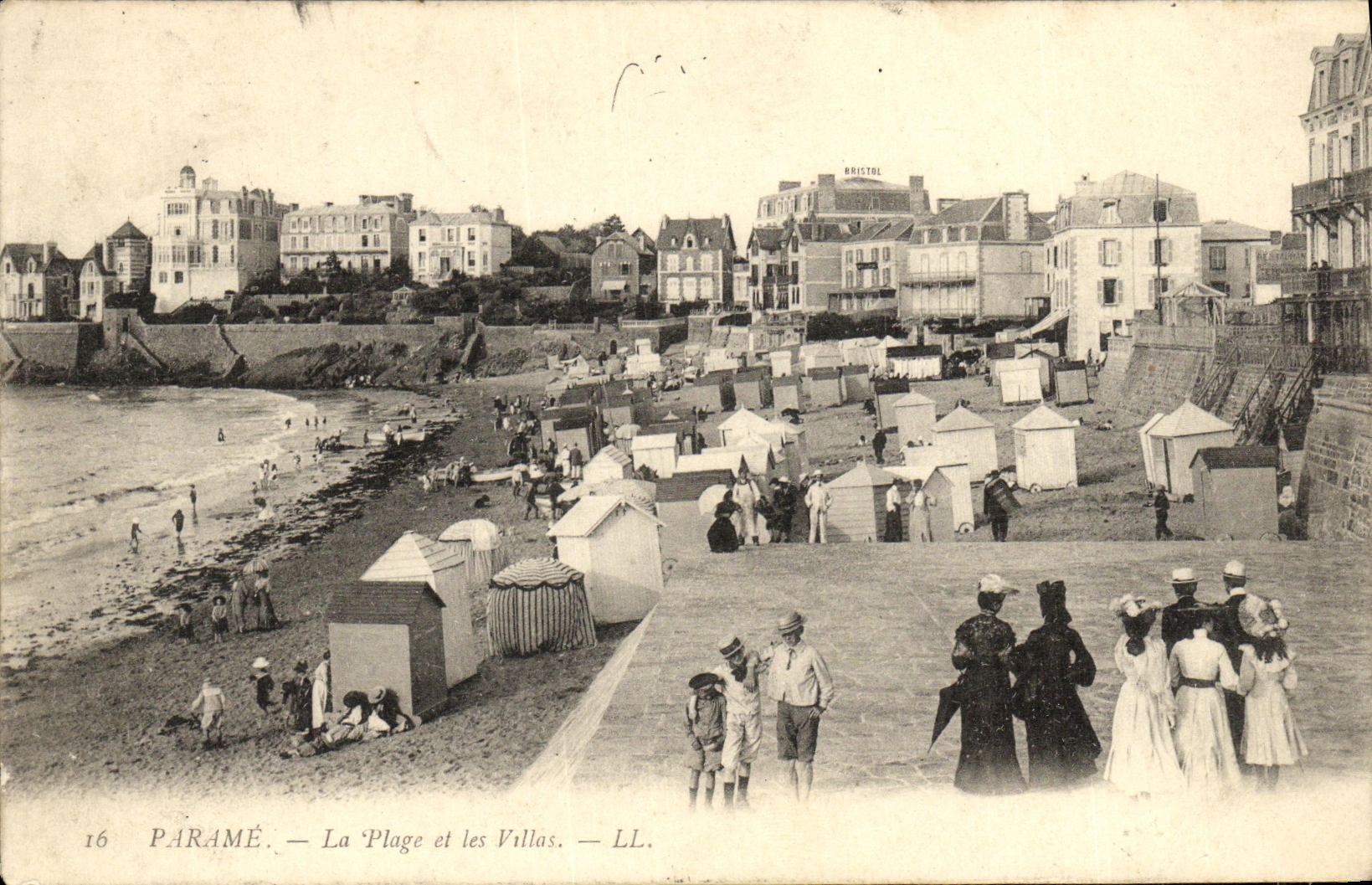 VINTAGE POSTCARD Parame the Beach and Cities