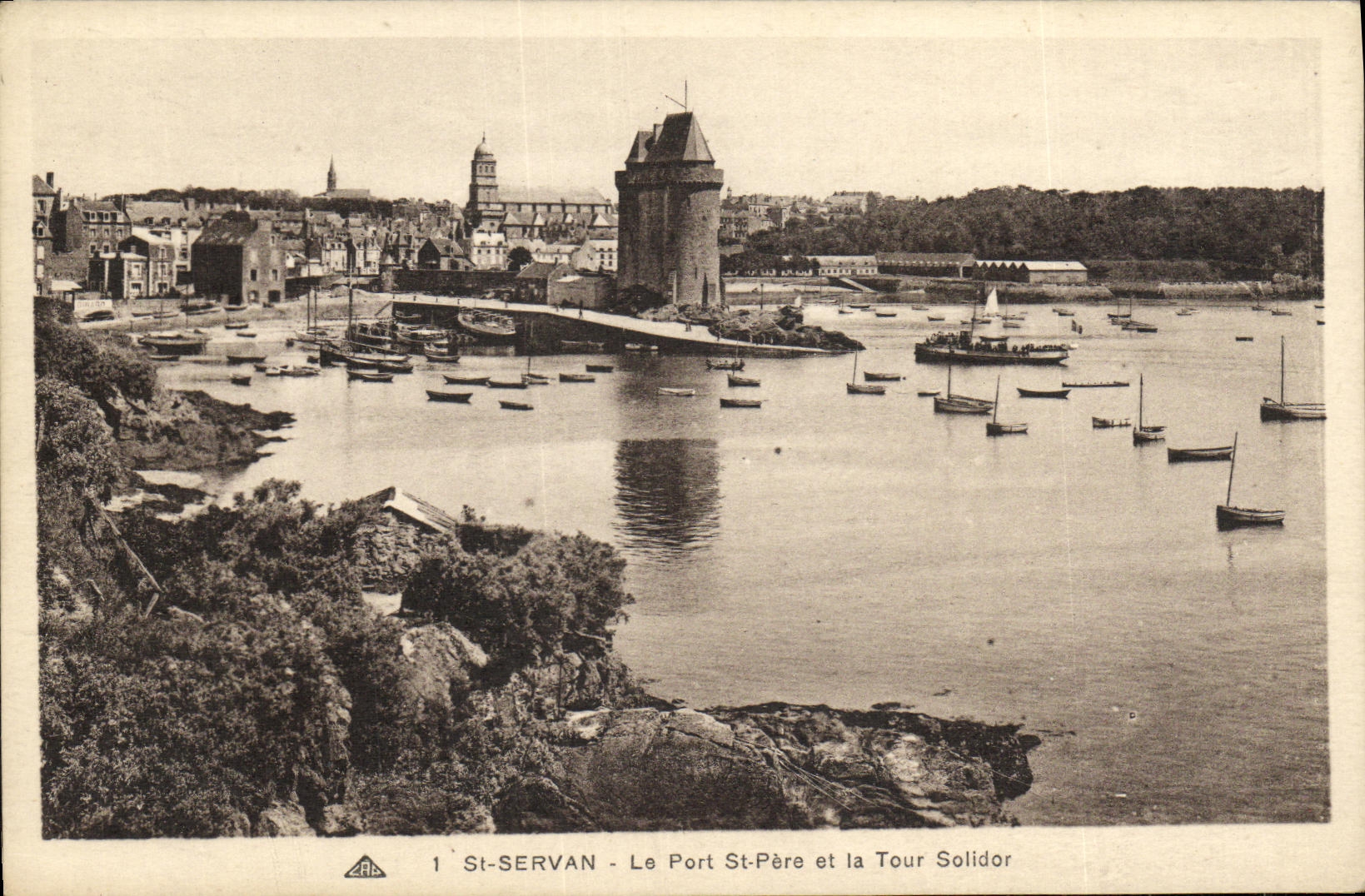 VINTAGE POSTCARD St Servan the Bridge St Father and the Solidor Tower