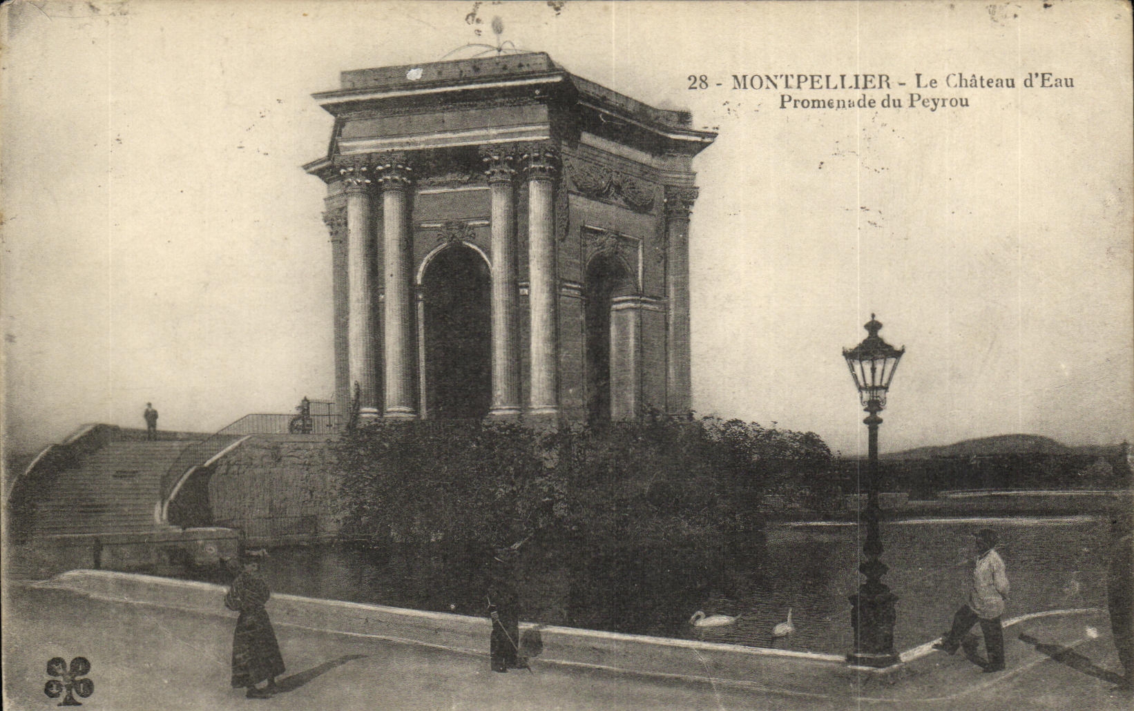 VINTAGE POSTCARD Montpellier the Castle D Water Walk of Peyrou