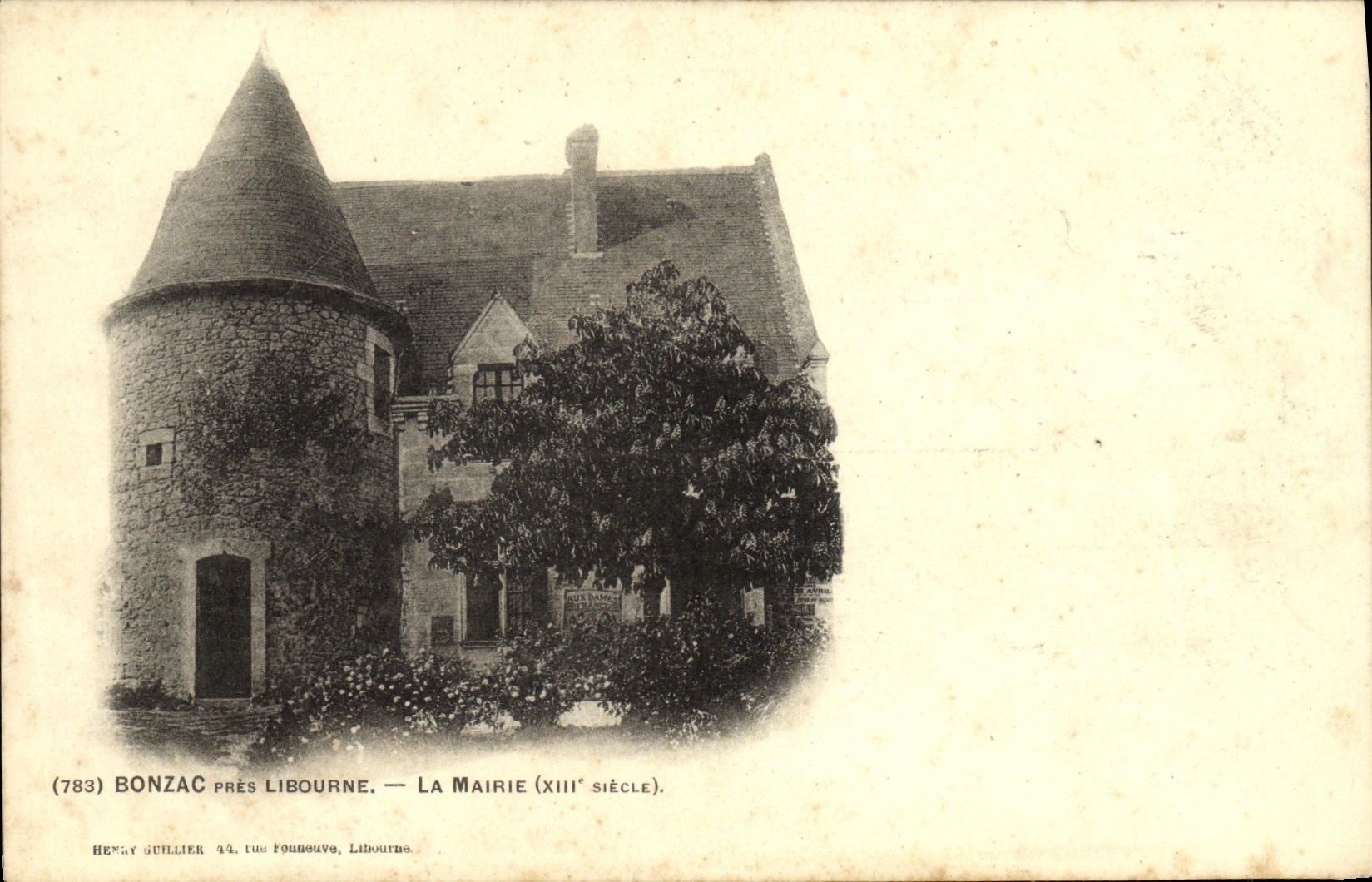 VINTAGE POSTCARD Bonzac close Libourne the Town hall