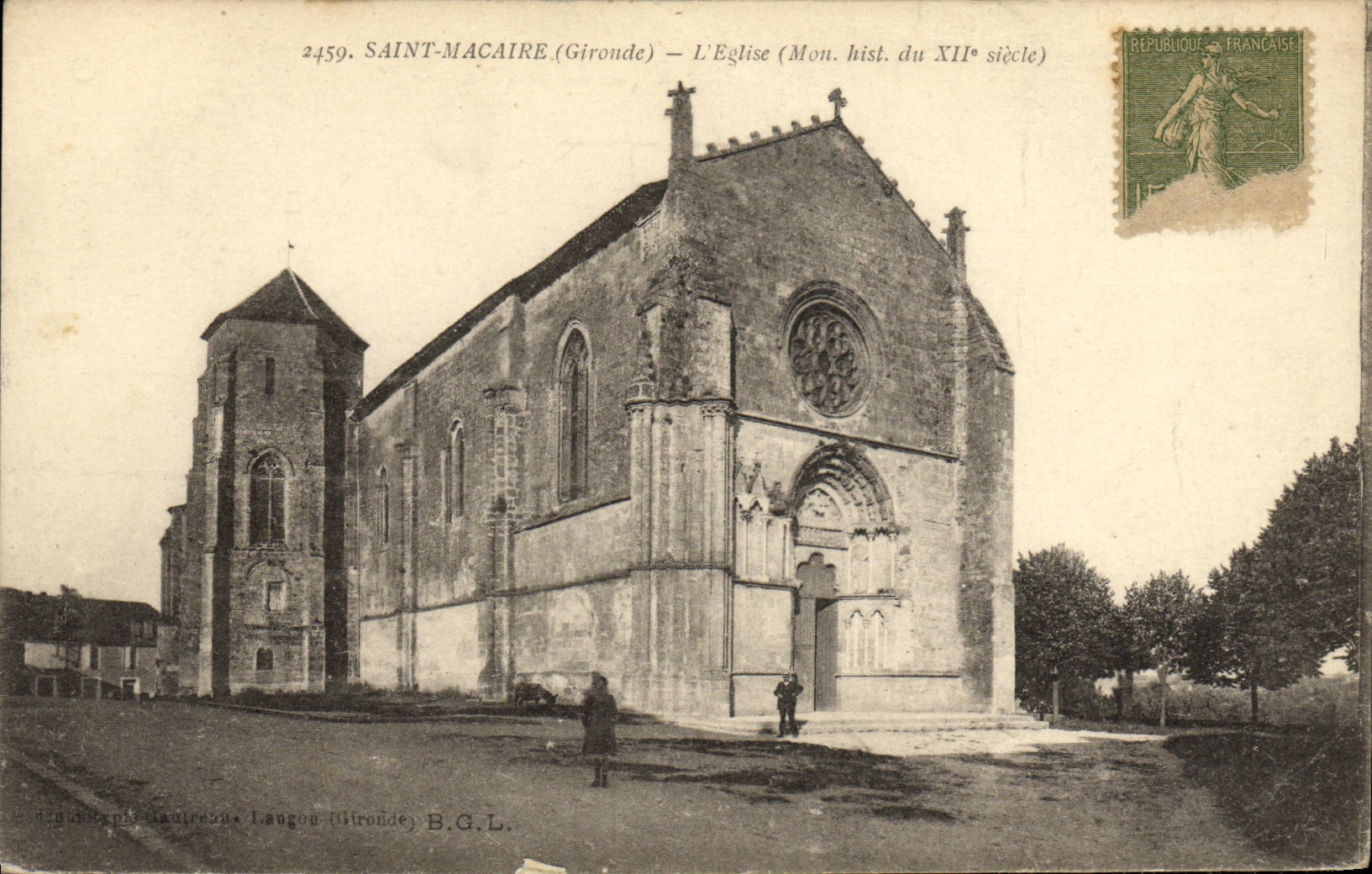 VINTAGE POSTCARD Holy Macaire L Church
