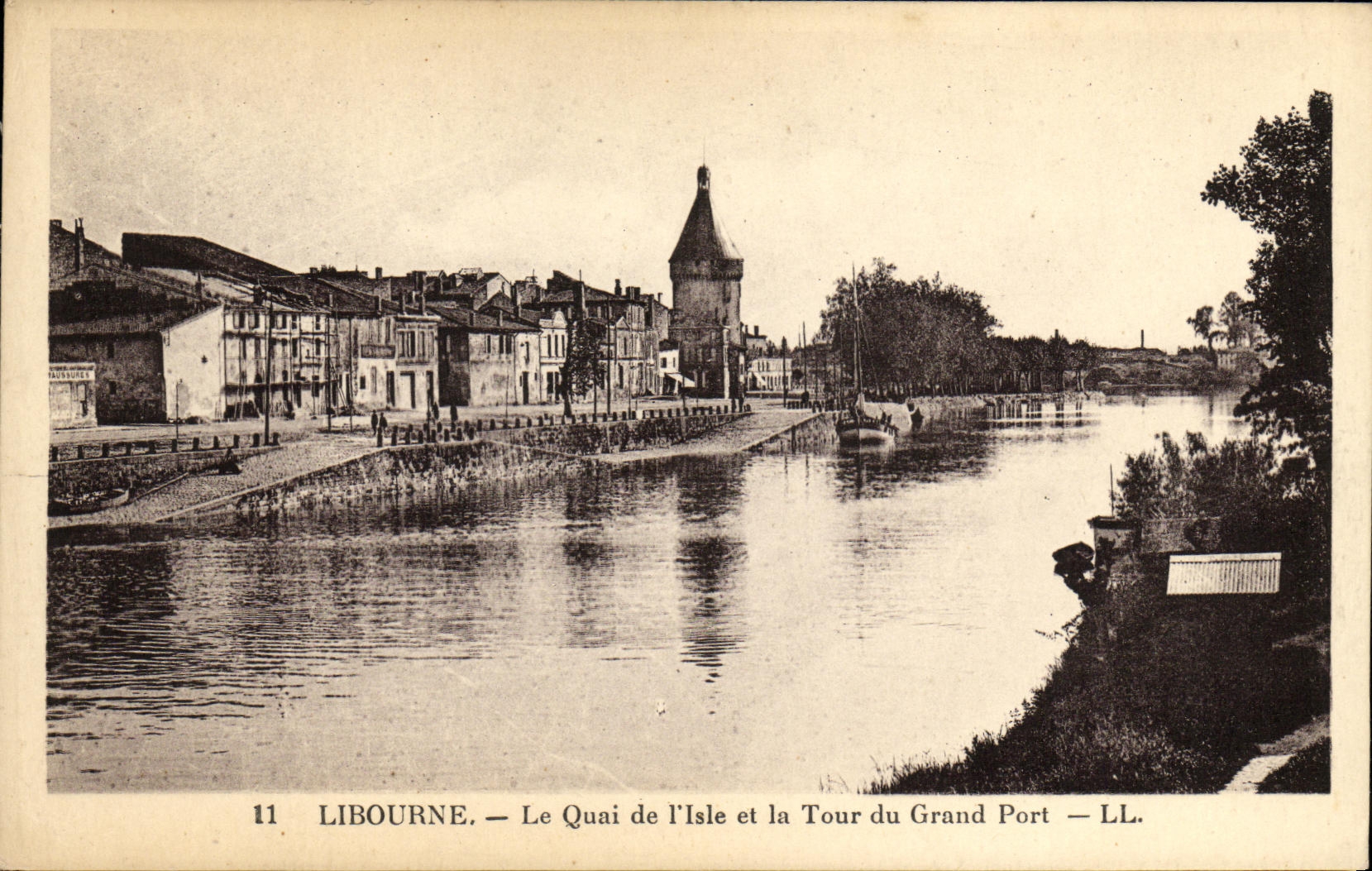 POSTAL Libourne de la VENDIMIA el Quay de L isla y la torre del puerto grande