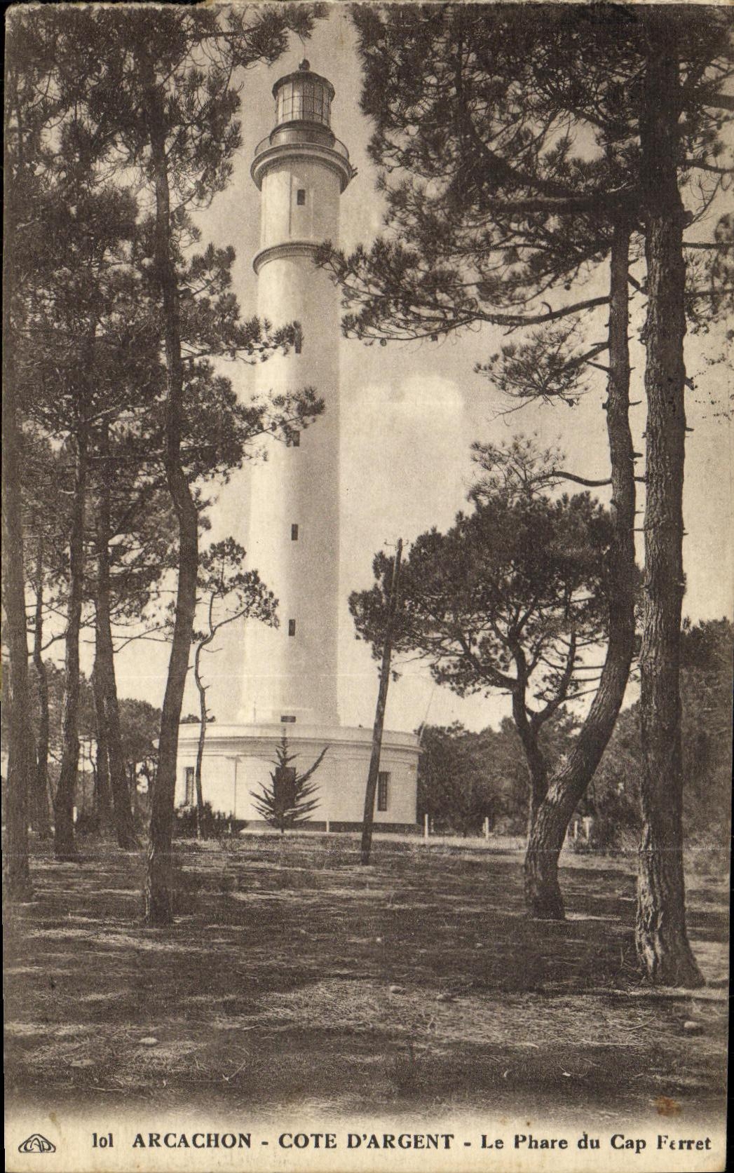 VINTAGE POSTCARD Arcachon Dimensions D Money the Lighthouse of the Cape