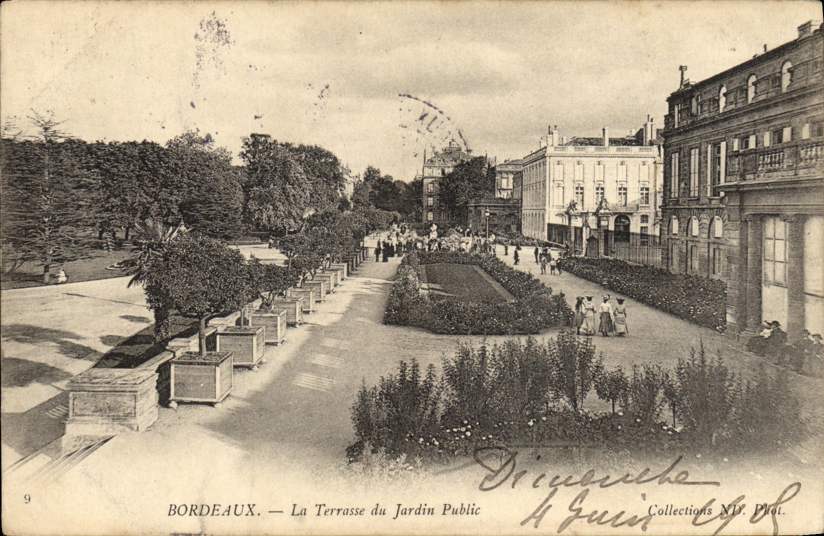 CPA Bordeaux La Terrasse du Jardin Public
