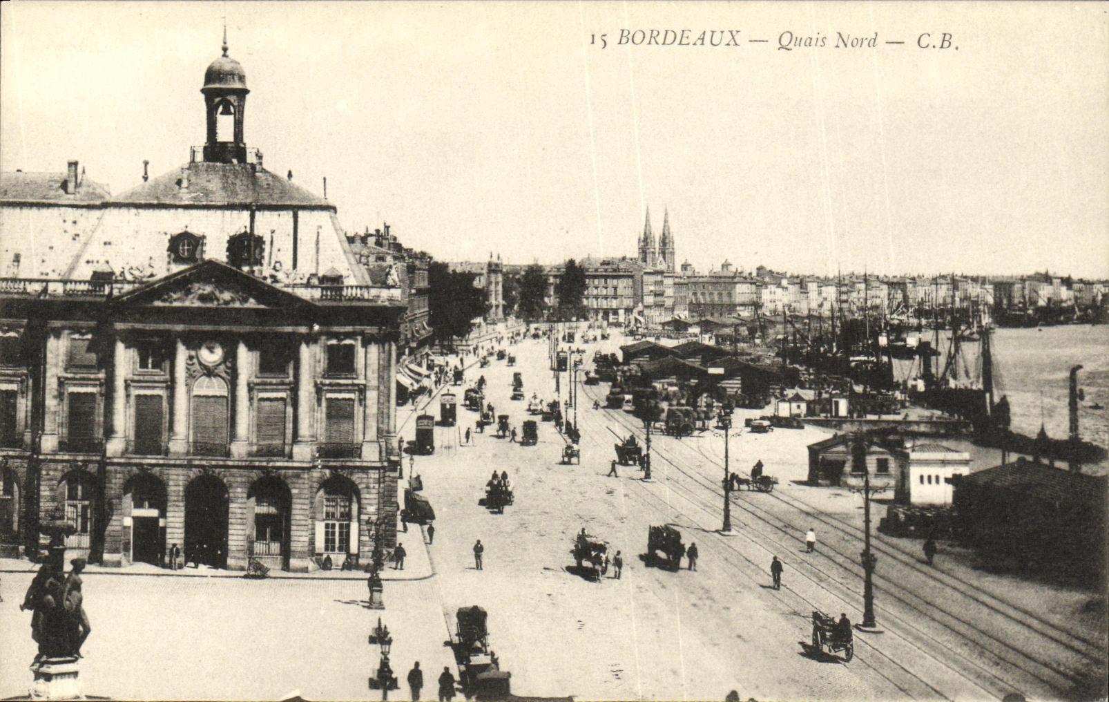 CPA Bordeaux Quais Nord Bateaux