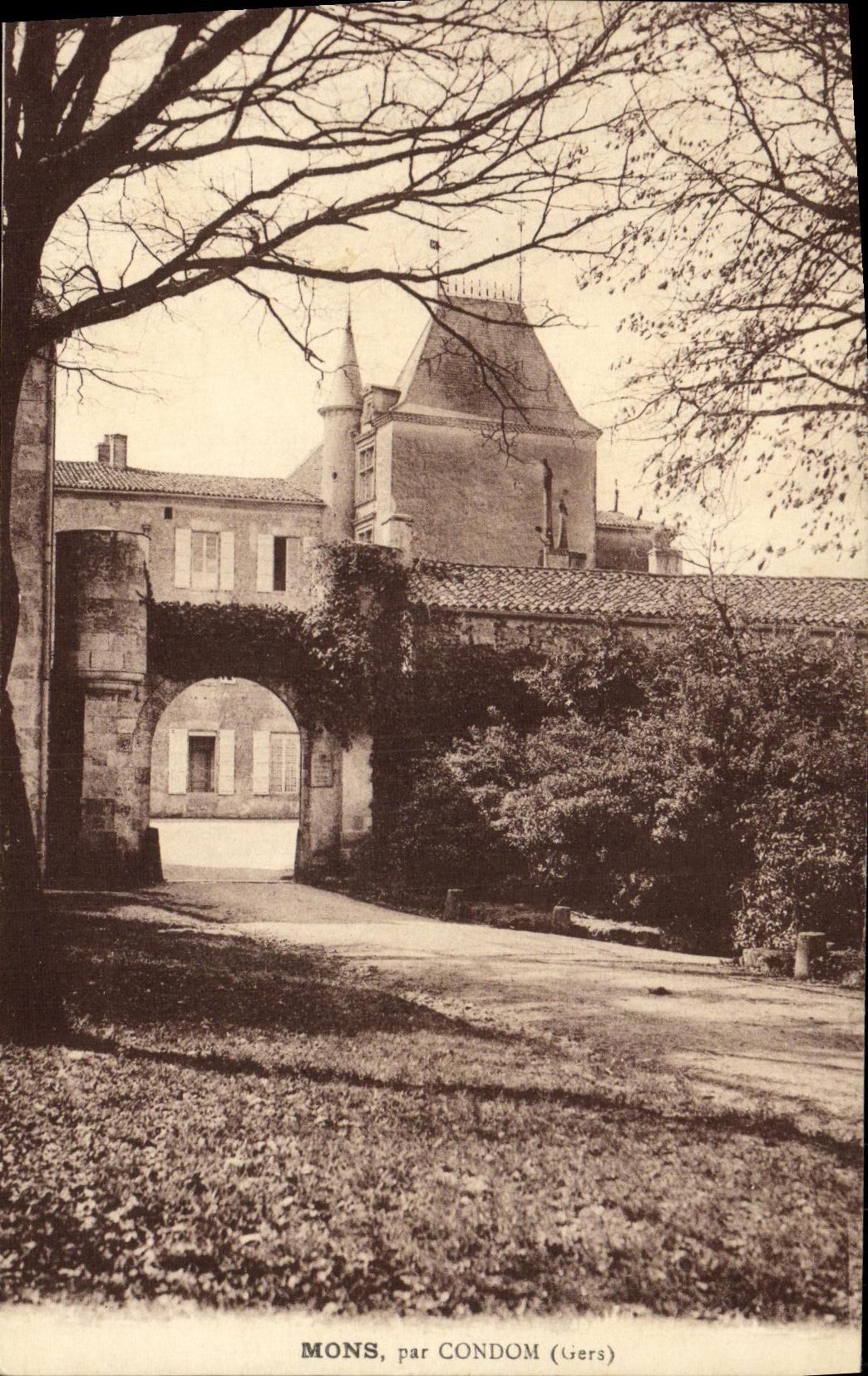 VINTAGE POSTCARD Mons By Condom