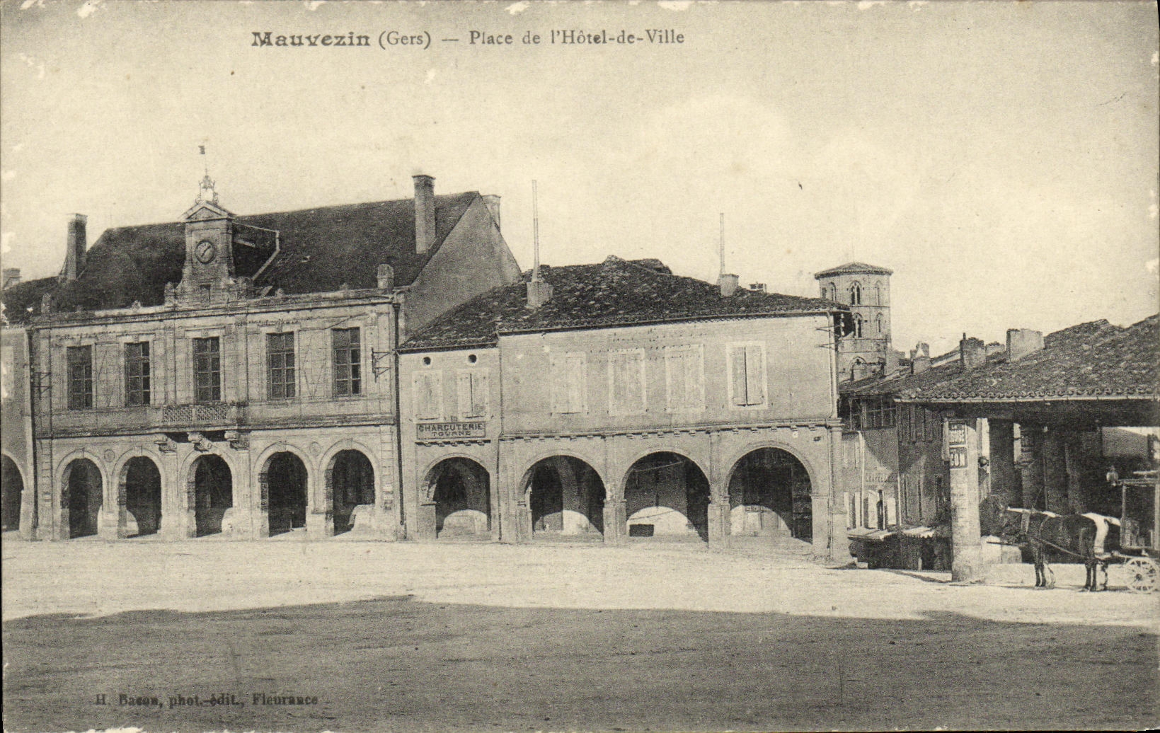 VINTAGE POSTCARD Mauvezin Places L Town hall