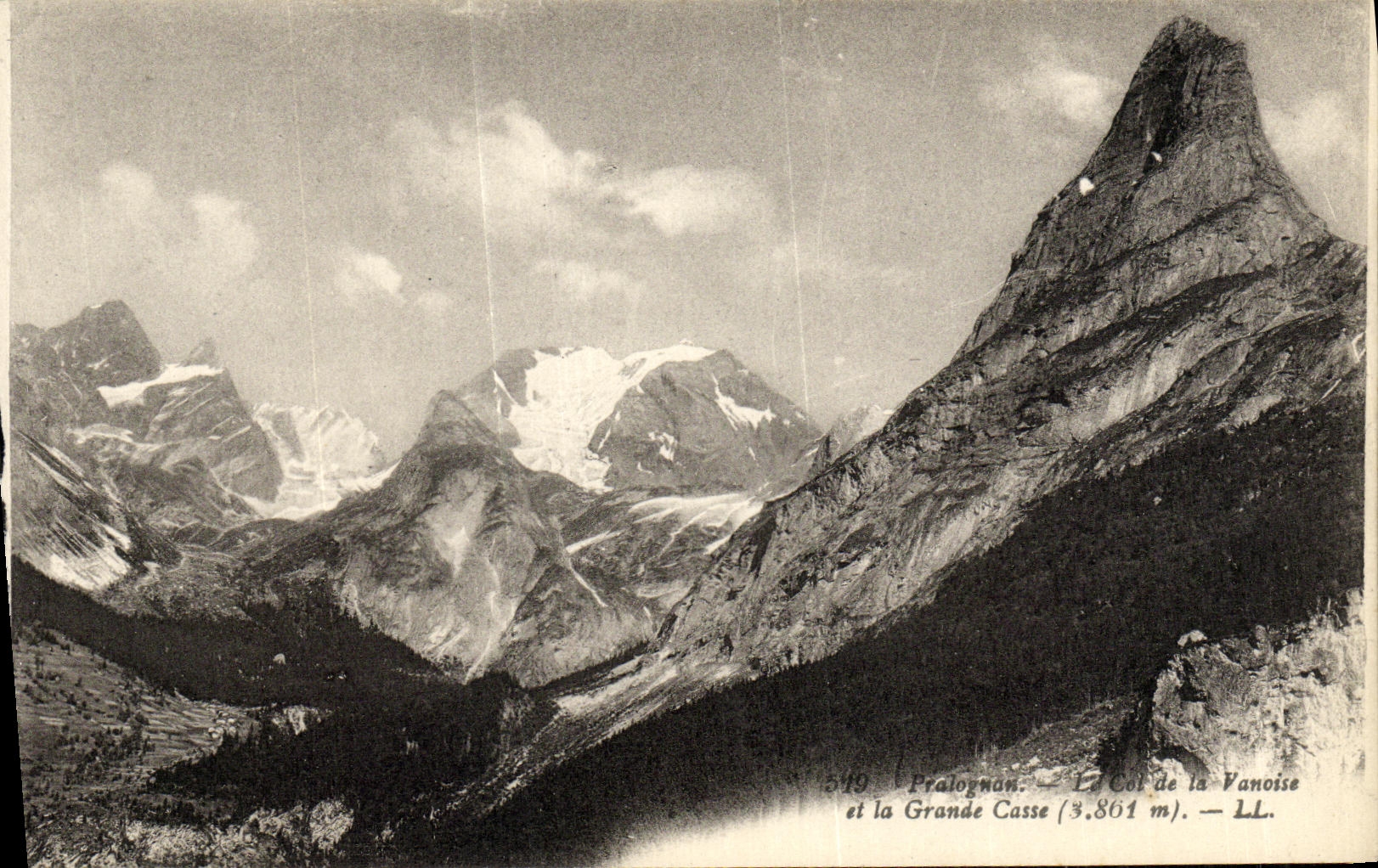 VINTAGE POSTCARD Pralognan the collar of Vanoise and great breakage