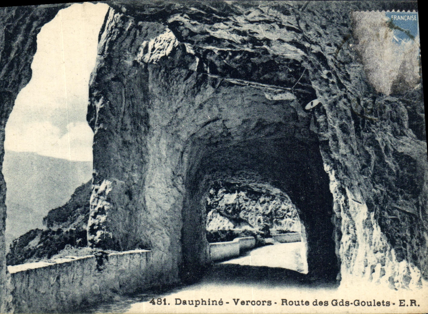 Camino de Vercors de la POSTAL de la VENDIMIA de las piezas estrechas de Gds