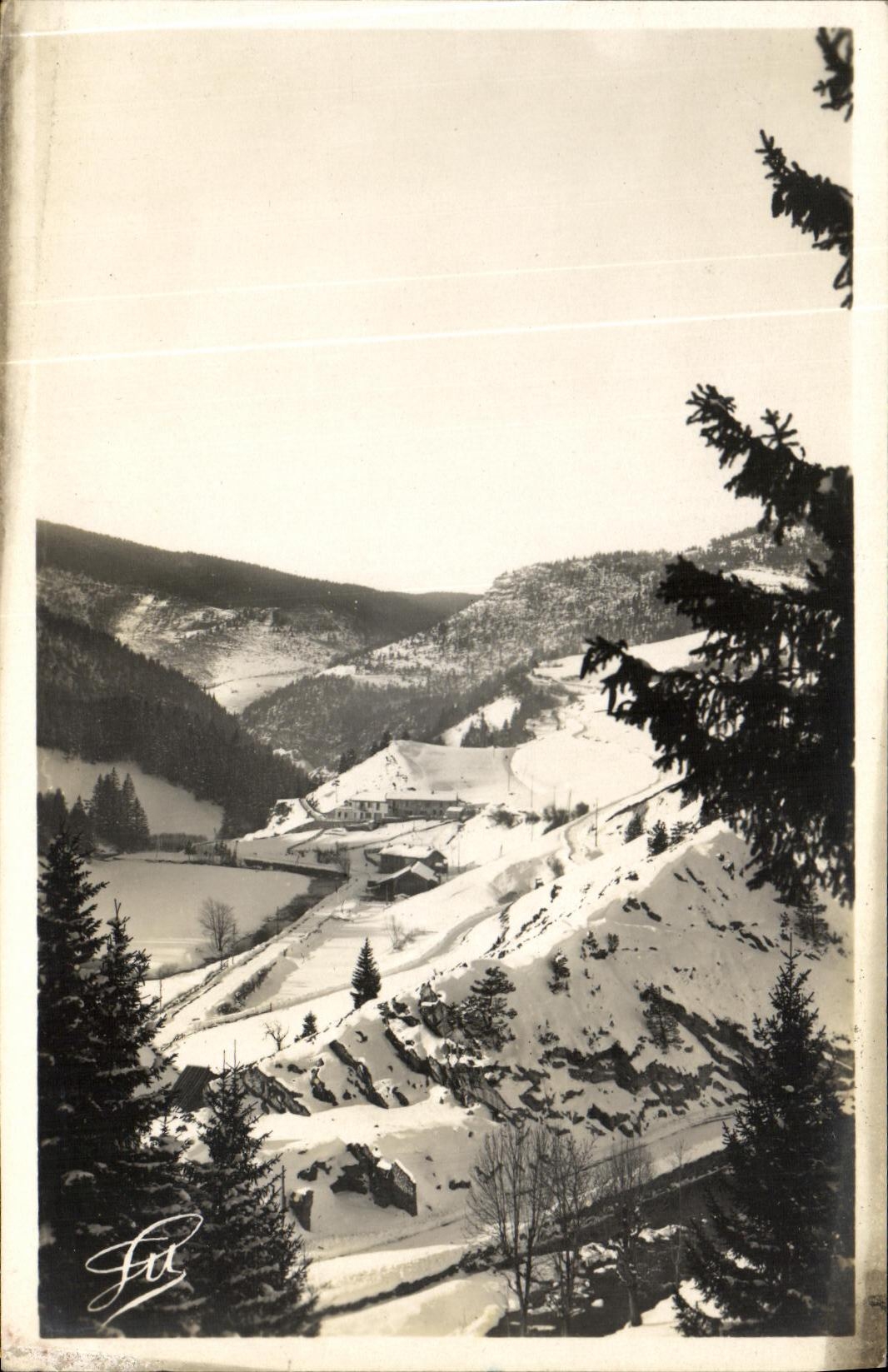 VINTAGE POSTCARD Villard de Lans the Valley of Bourne Entered of the Falls