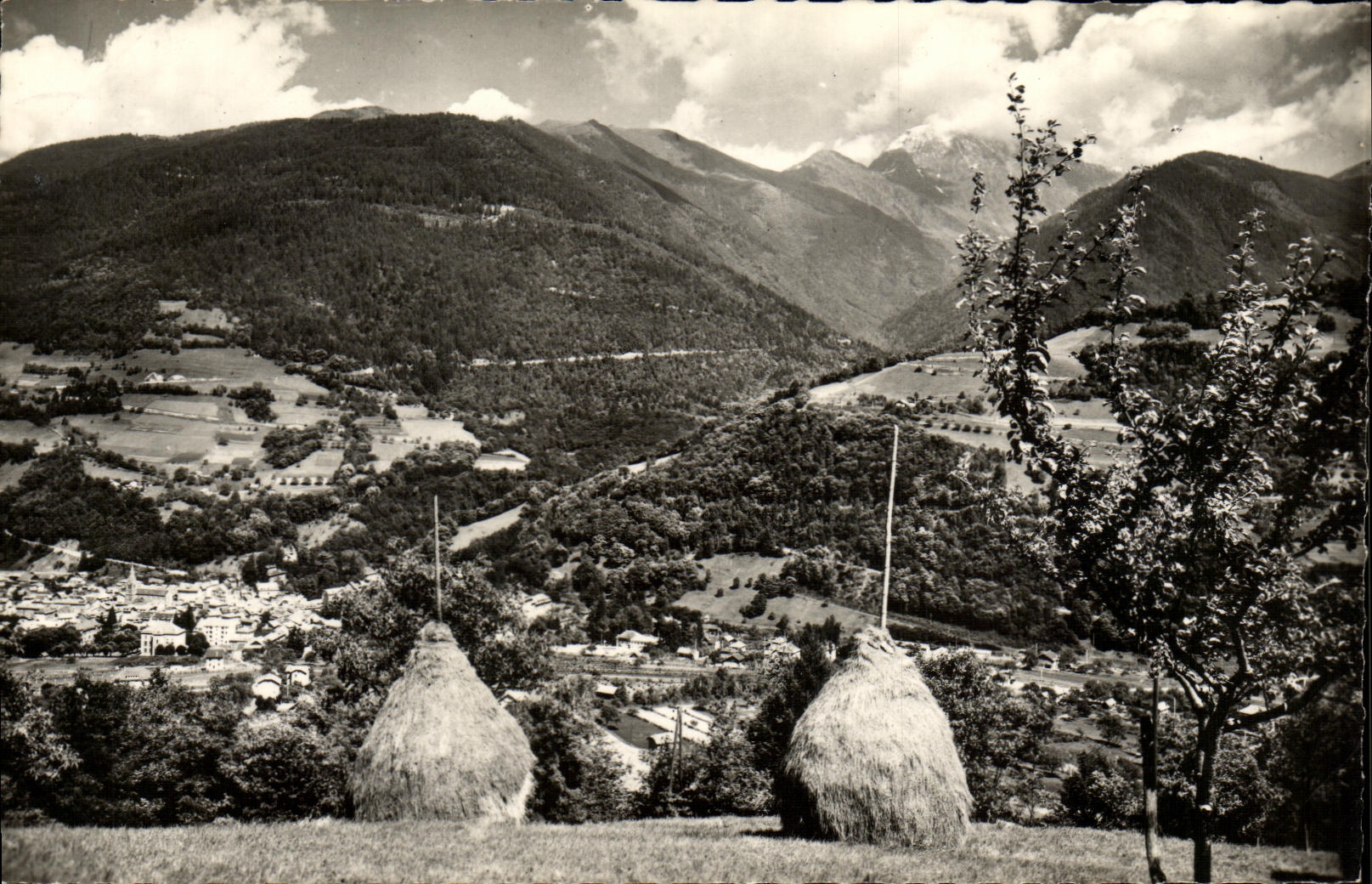 MODERN CARD Allevard les Bains View at the bottom the Collet and the Large Mass grave