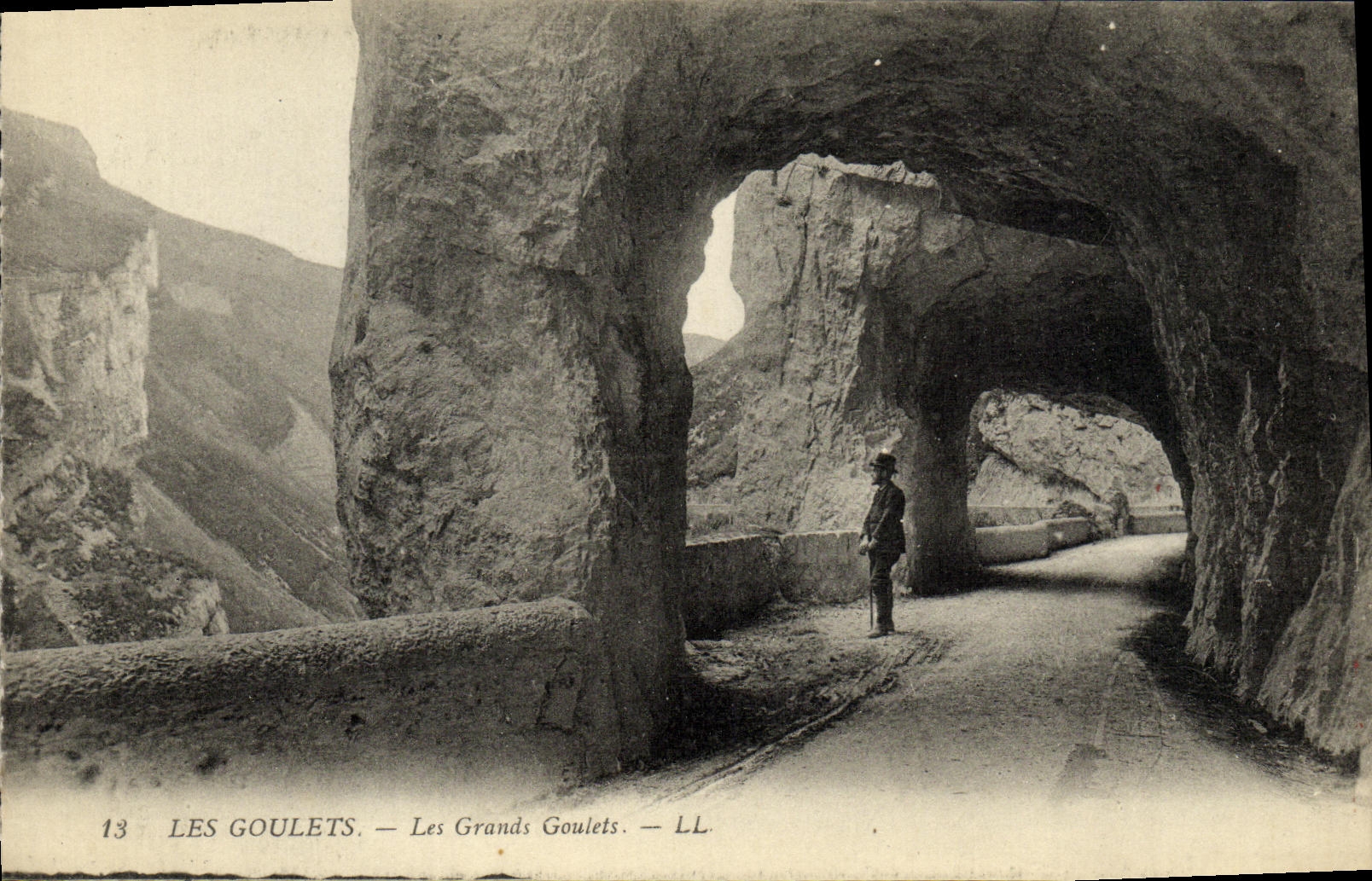 VINTAGE POSTCARD Narrow parts Great Narrow parts