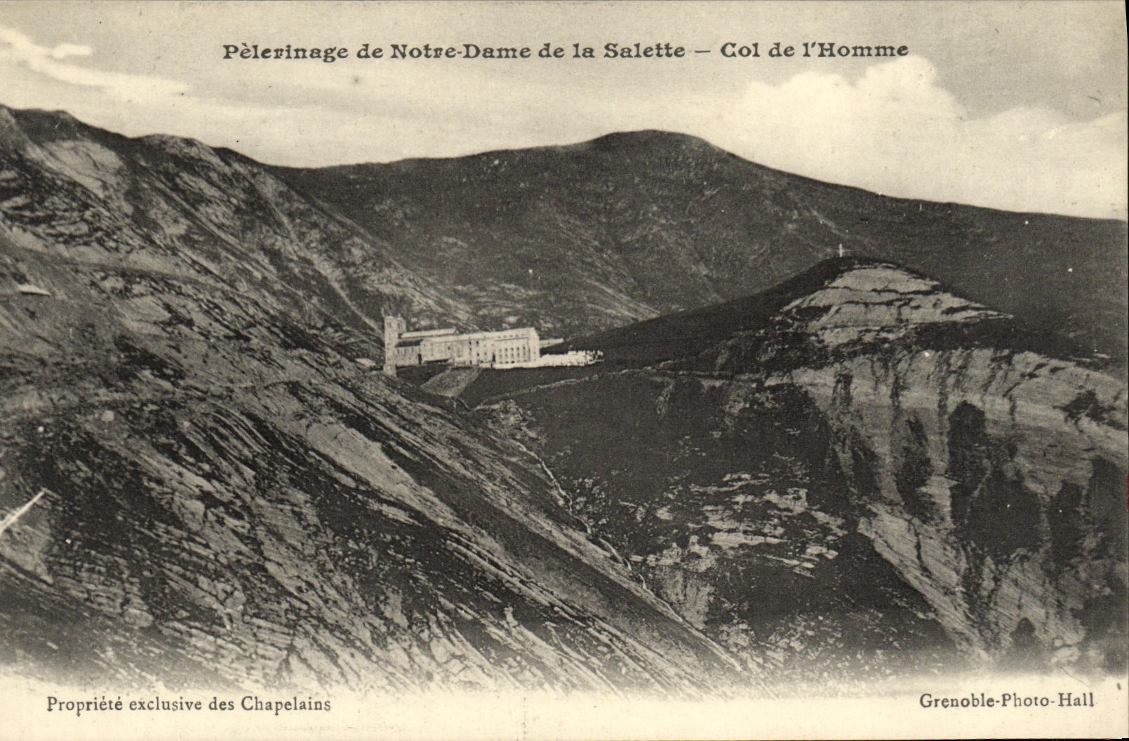 VINTAGE POSTCARD Pilgrimage of Notre Dame of Salette collar of L Man