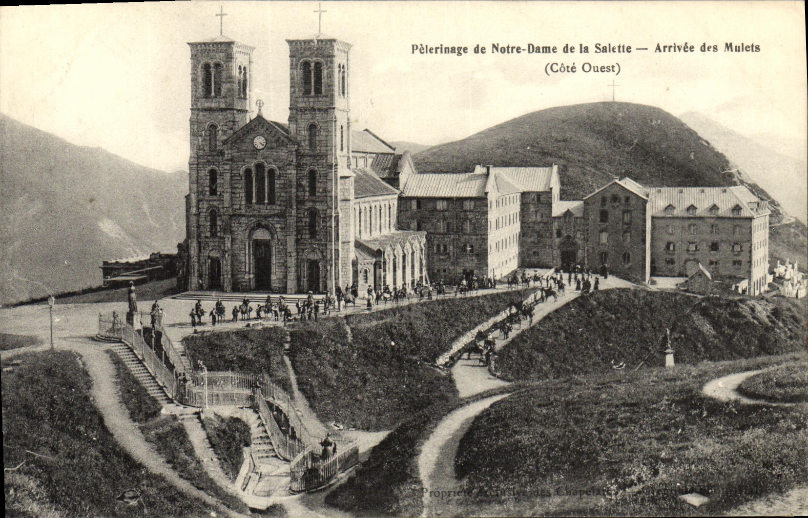 VINTAGE POSTCARD Pilgrimage of Notre Dame of Salette Arrived of the Mules