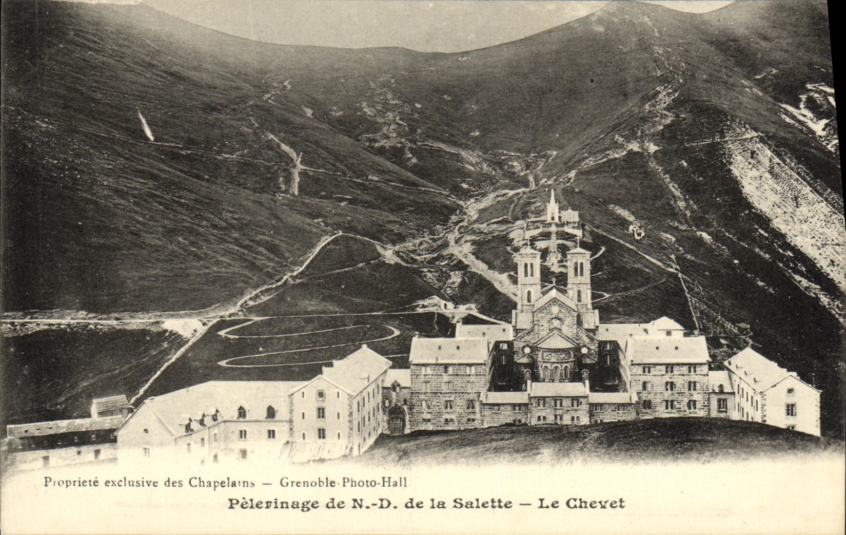 VINTAGE POSTCARD Pilgrimage of NR D of Salette the Bedside