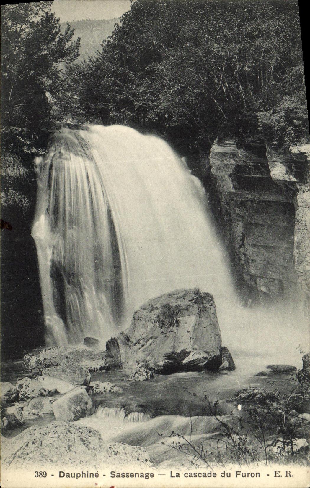 VINTAGE POSTCARD Dauphine Sassenage the cascade of Furon