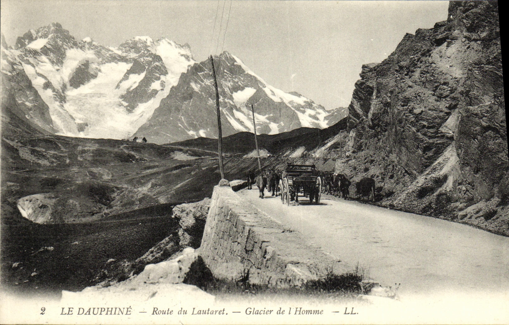 VINTAGE POSTCARD the Dauphine Road of Lautaret Glacier of the Man