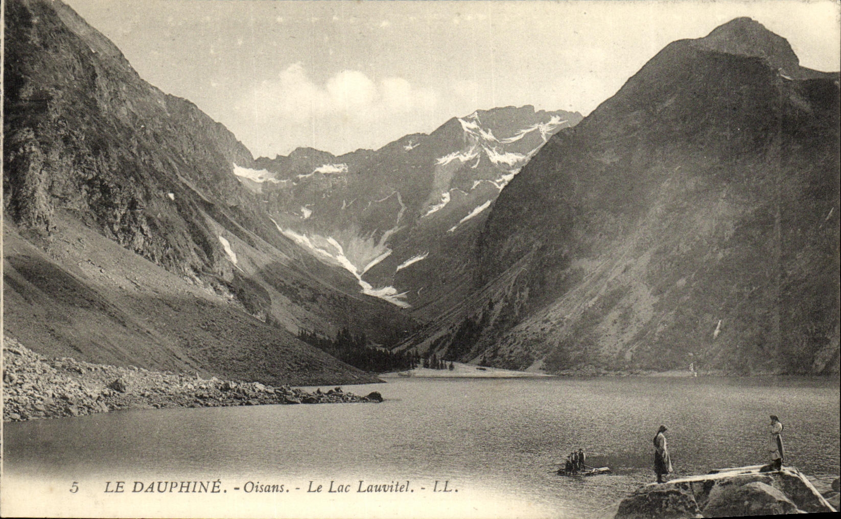 VINTAGE POSTCARD Dauphine Oisans the Lake Lauvitel