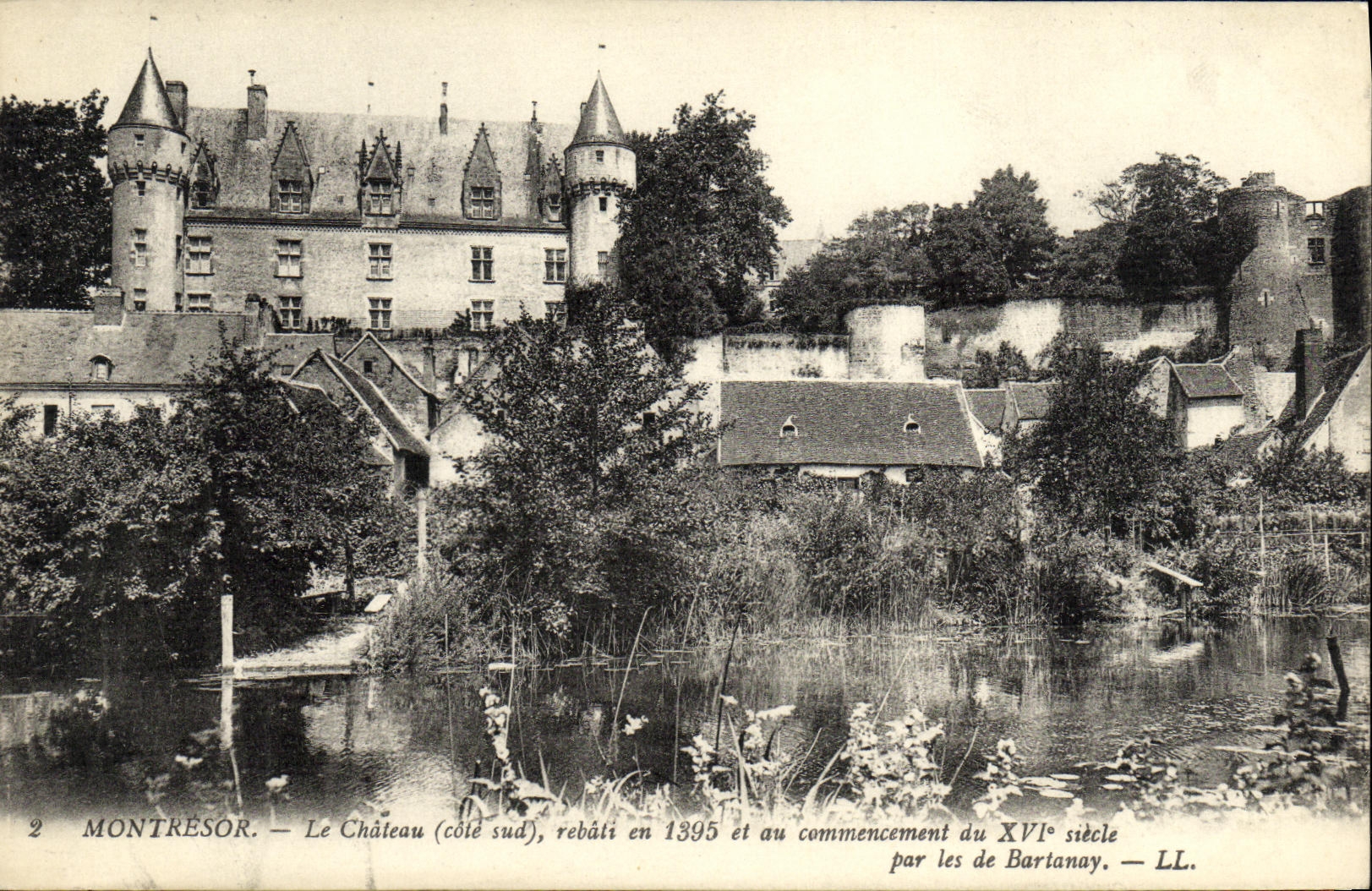 VINTAGE POSTCARD Montresor the Castle and the Tower