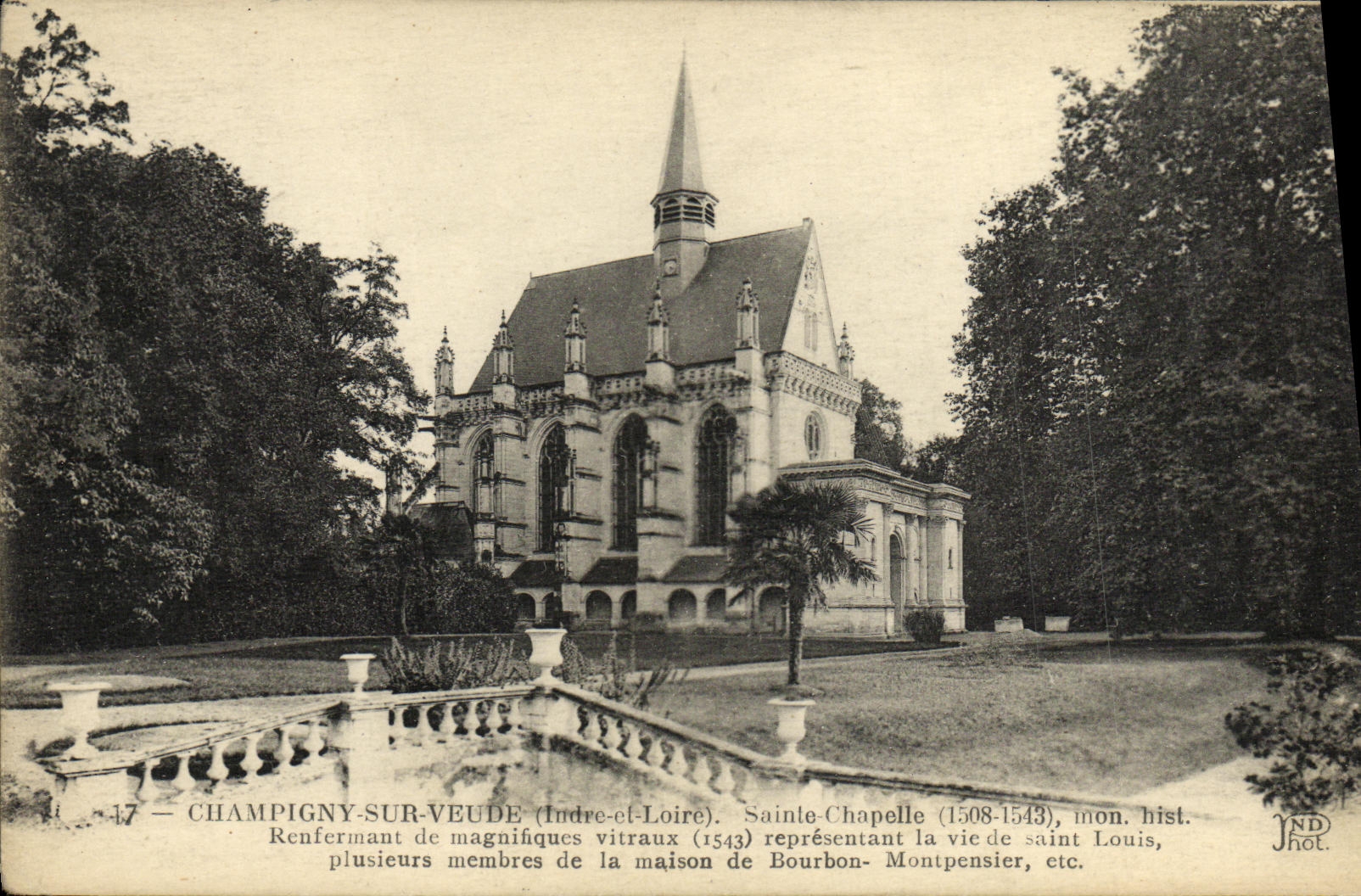 VINTAGE POSTCARD Champigny on Veude Sainte Vault