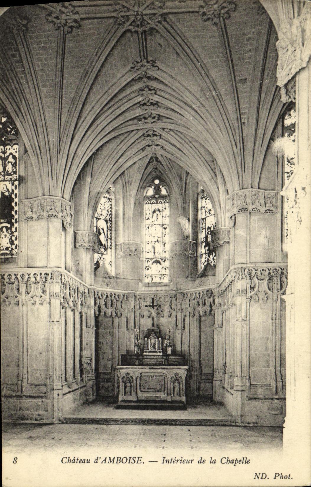 VINTAGE POSTCARD Interior Amboise of the Chaetau Vault