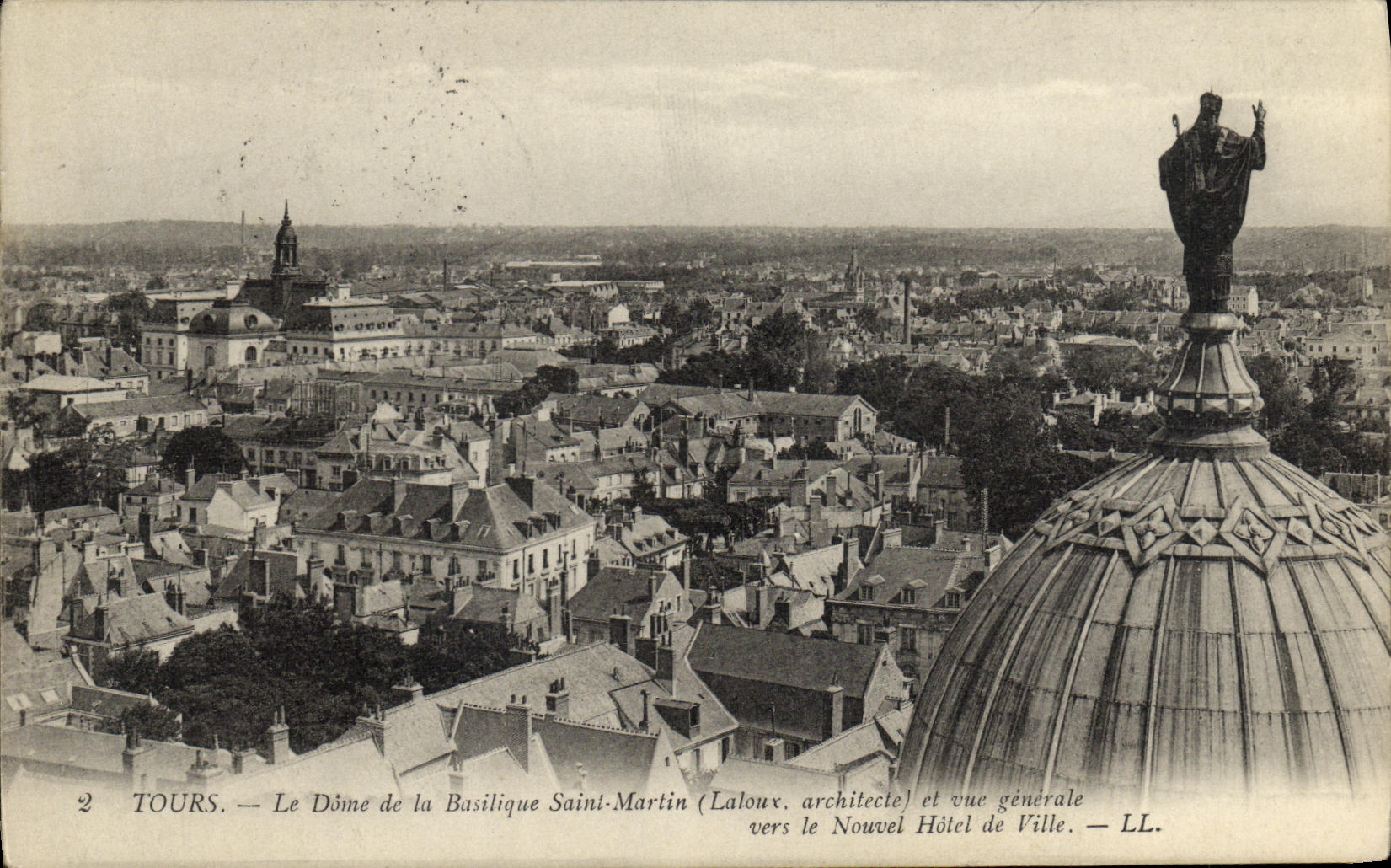 VINTAGE POSTCARD Tours the Holy Dome of the Basilica Martin