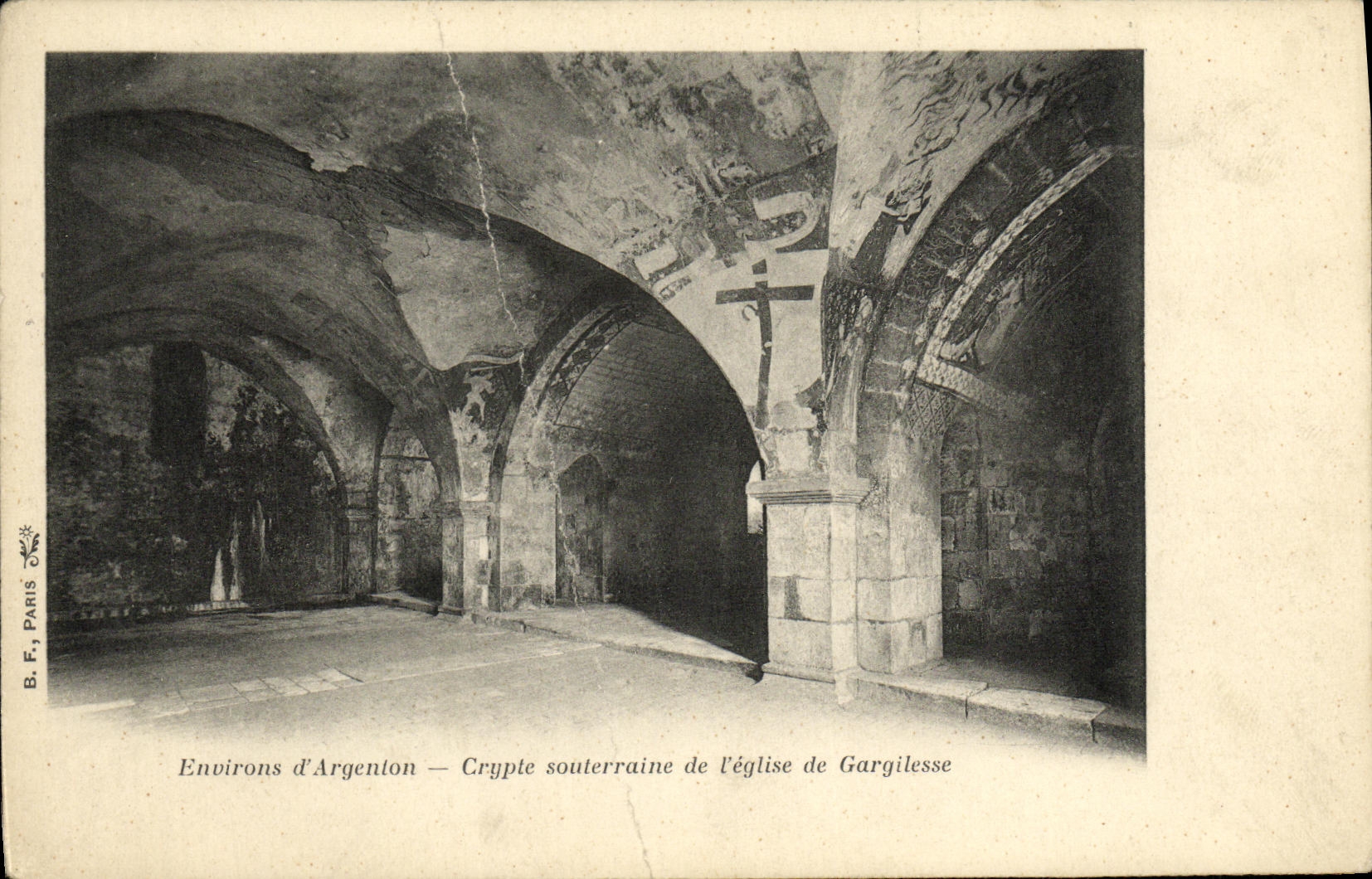 CPA Environs d Argenton Crypte Souterraine de L Eglise de Gargilesse