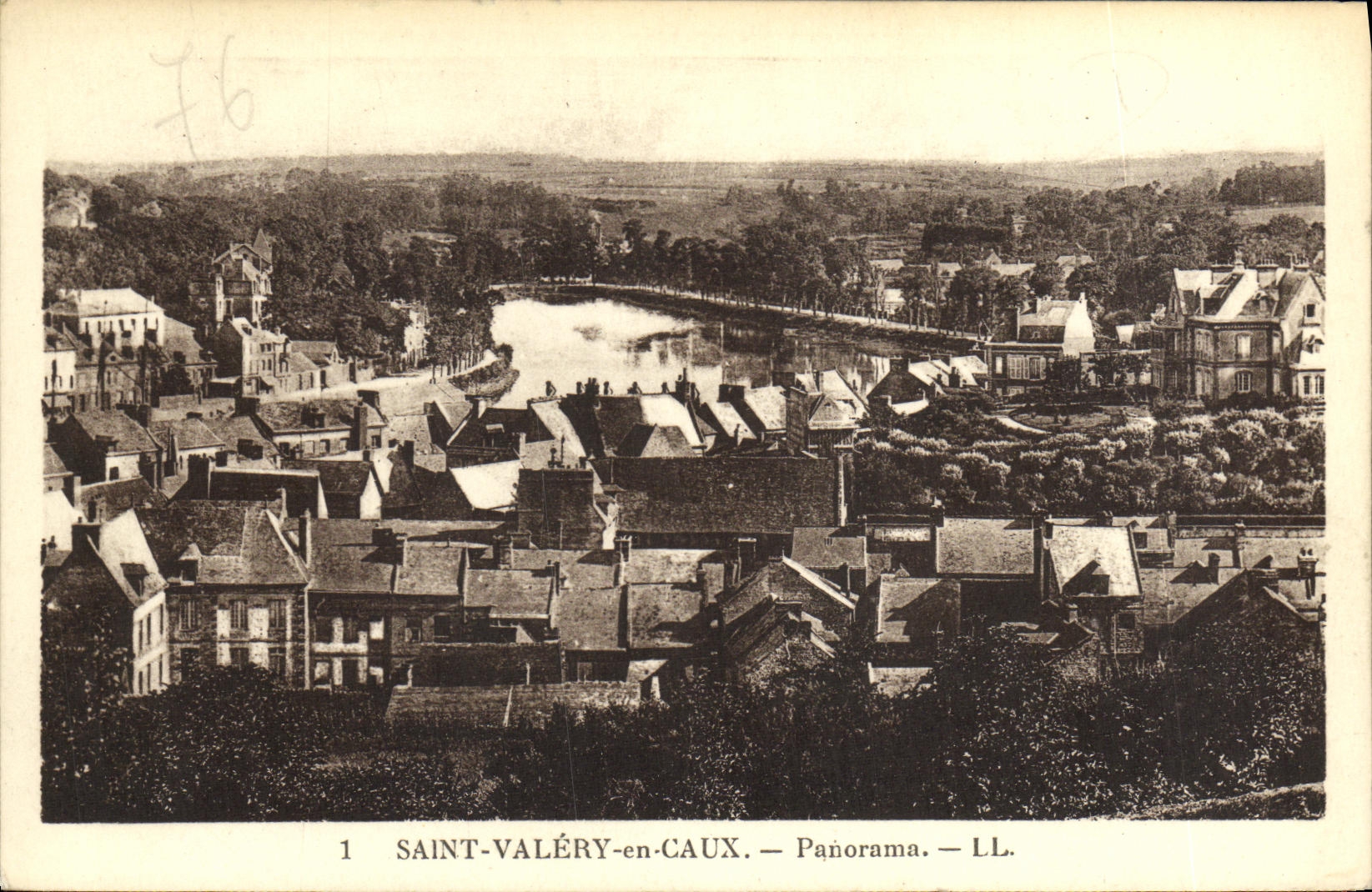 St Valerio de la POSTAL de la VENDIMIA en el panorama de Caux