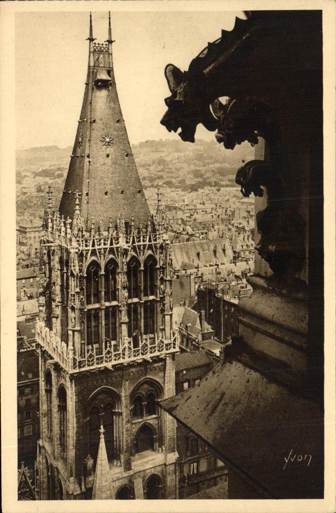 VINTAGE POSTCARD Rouen Turn Holy Turn Romain