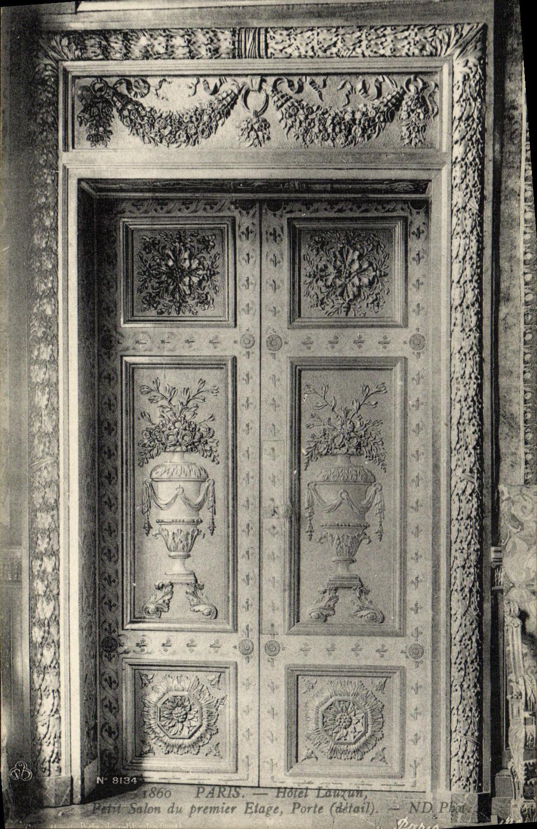 CPA Paris Hotel Lauzun Petit salon du premier etage Porte