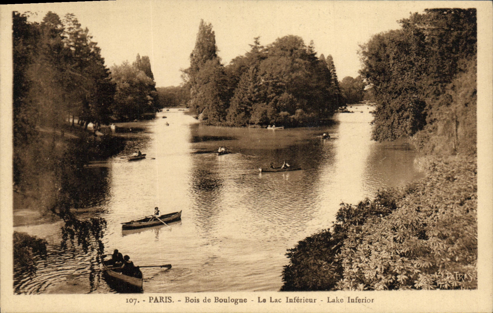 VINTAGE POSTCARD Paris Bois de Boulogne the Lower Lake