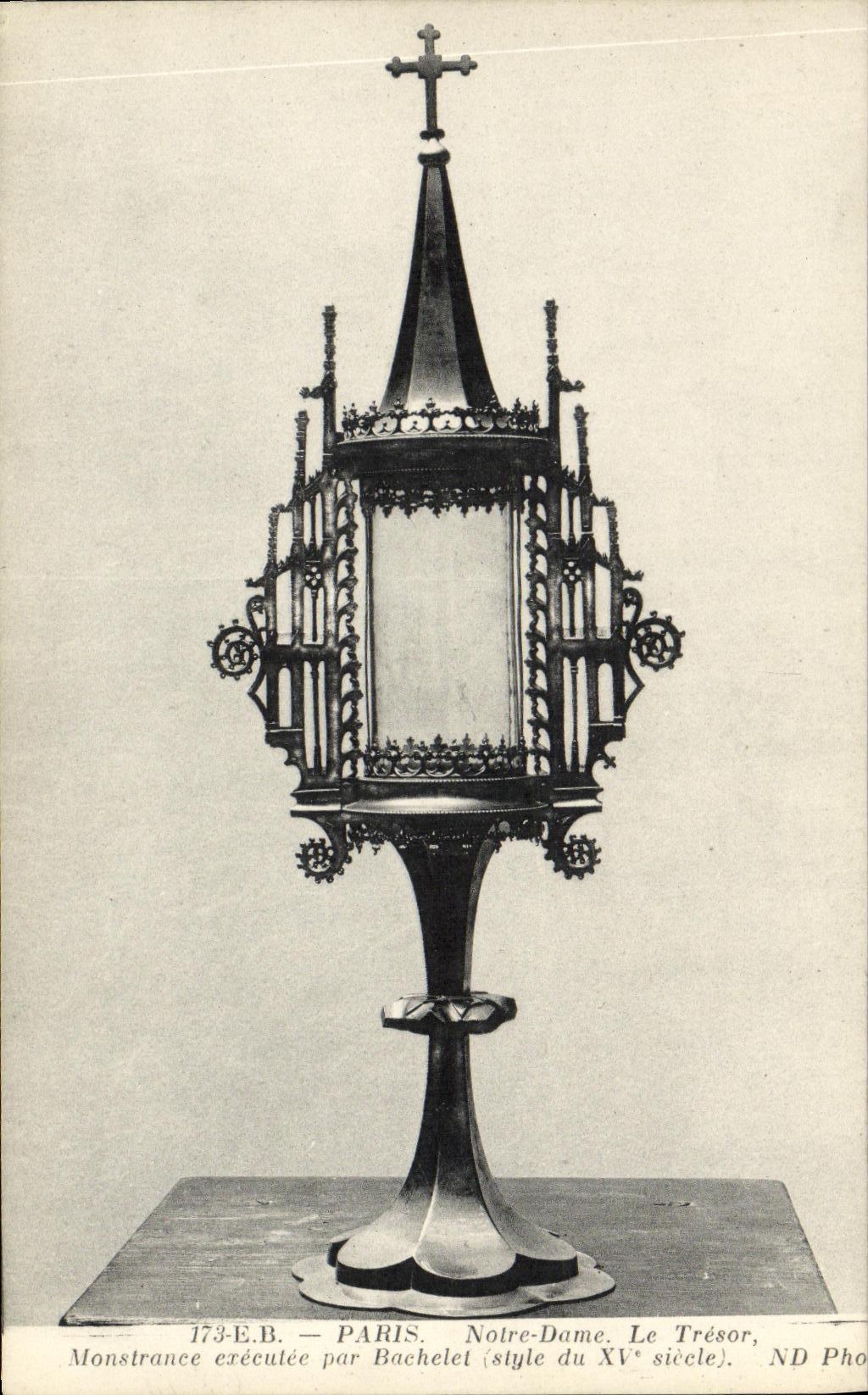 VINTAGE POSTCARD Paris Notre Dame the Treasury Monstrance executee by Bachelet