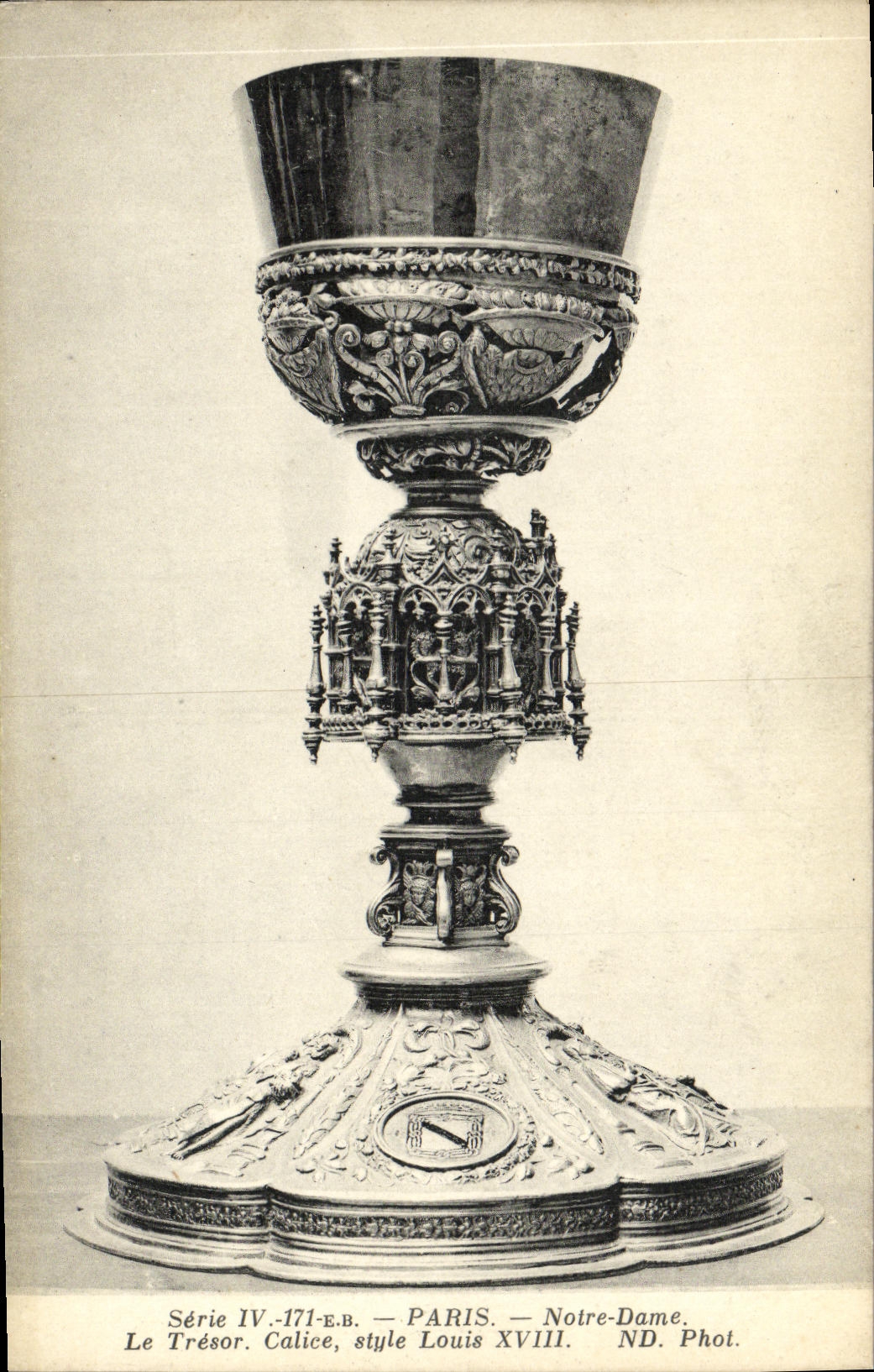 CPA Paris Notre Dame Le Tresor Calice Style Louis XVIII