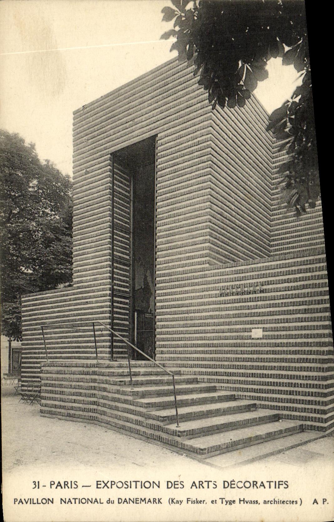 POSTAL Paris Expoistion de la VENDIMIA de la casa nacional de los artes decorativos de Dinamarca