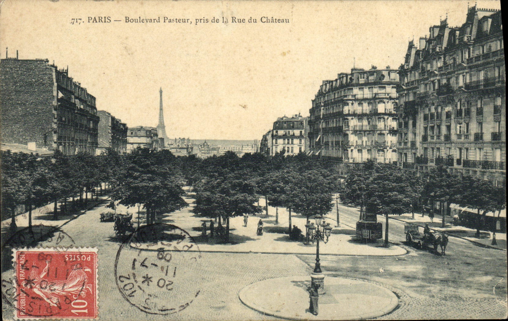 CPA Paris Boulevard Pasteur pris de la rue du Chateau Tour Eiffel