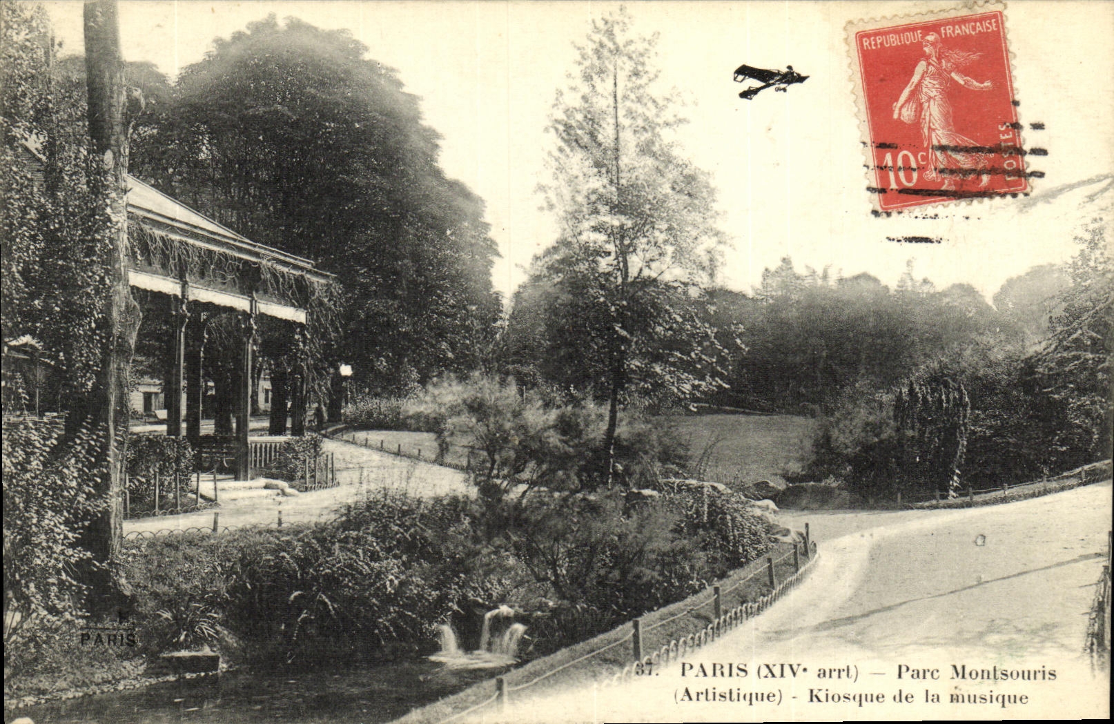 CPA Paris Parc Montsouris Kiosque de la musique Avion