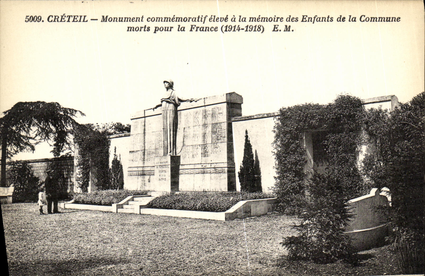 De la VENDIMIA de la POSTAL de Creteil monumento arriba con la memoria de los ninos de las muertes comunes para Militaria Francia