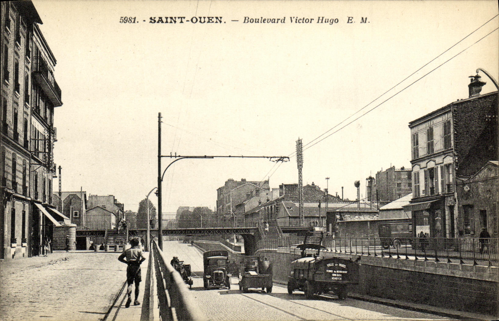 CPA Saint Ouen Boulevard Victor Hugo