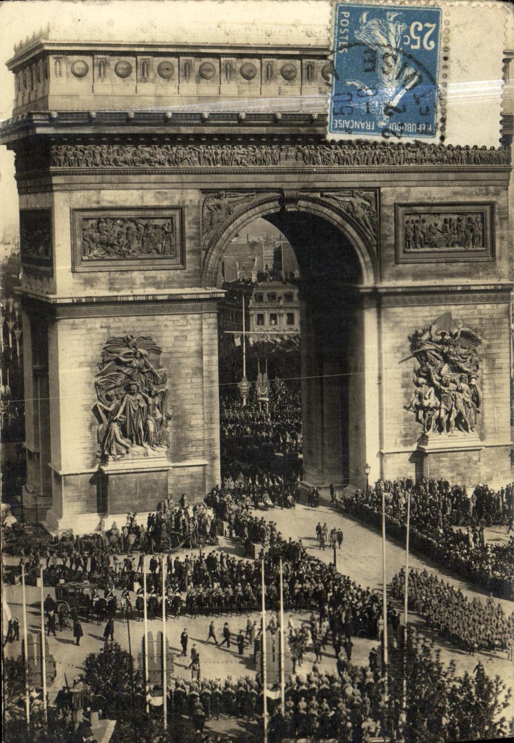 Militaria enmaranado de Paris de la POSTAL de la VENDIMIA Arc de Triomphe