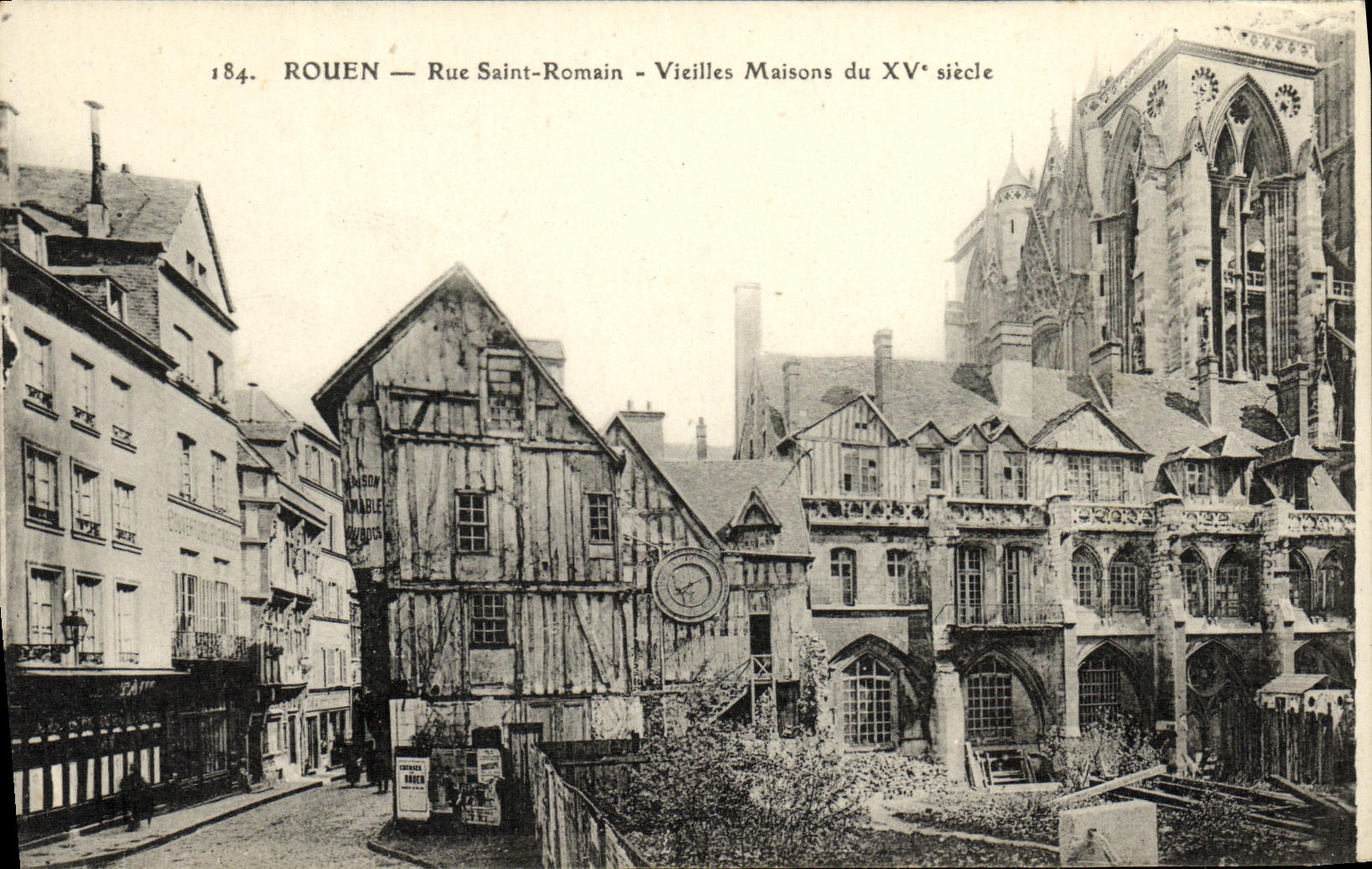 VINTAGE POSTCARD Rouen Street Saint Romain Old women Houses of the XV E century